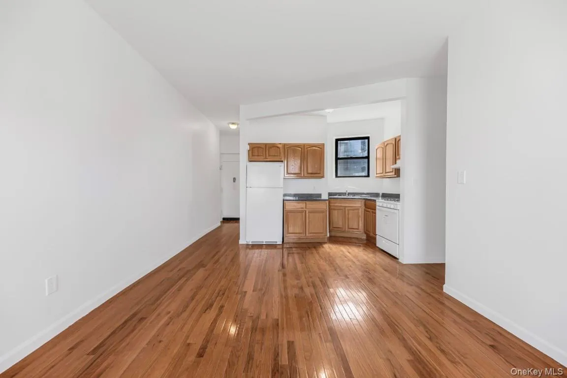 1608 Amsterdam Avenue, New York, NY, 2 Bedrooms Bedrooms, 5 Rooms Rooms,1 BathroomBathrooms,Residential,For Rent,Amsterdam,0,1005563 1608 Amsterdam Avenue, New York, NY, 2 Bedrooms Bedrooms, 5 Rooms Rooms,1 BathroomBathrooms,Residential,For Rent,Amsterdam,0,1005563