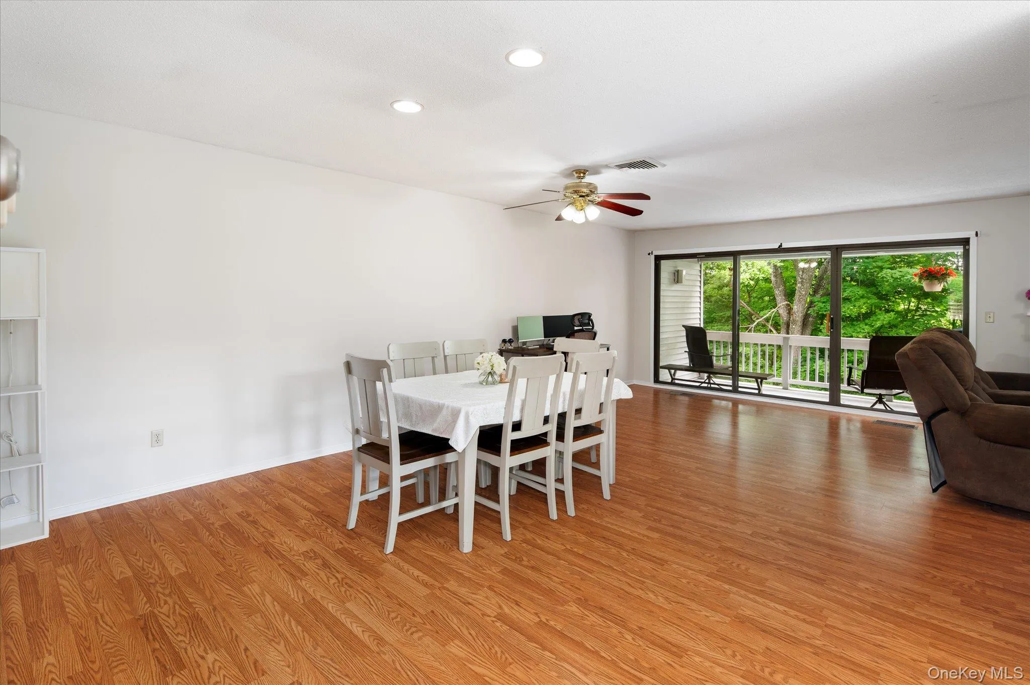 91 Heritage Hills, Somers, NY, 2 Bedrooms Bedrooms, 5 Rooms Rooms,2 BathroomsBathrooms,Residential,For Rent,Heritage,0,1005564 91 Heritage Hills, Somers, NY, 2 Bedrooms Bedrooms, 5 Rooms Rooms,2 BathroomsBathrooms,Residential,For Rent,Heritage,0,1005564