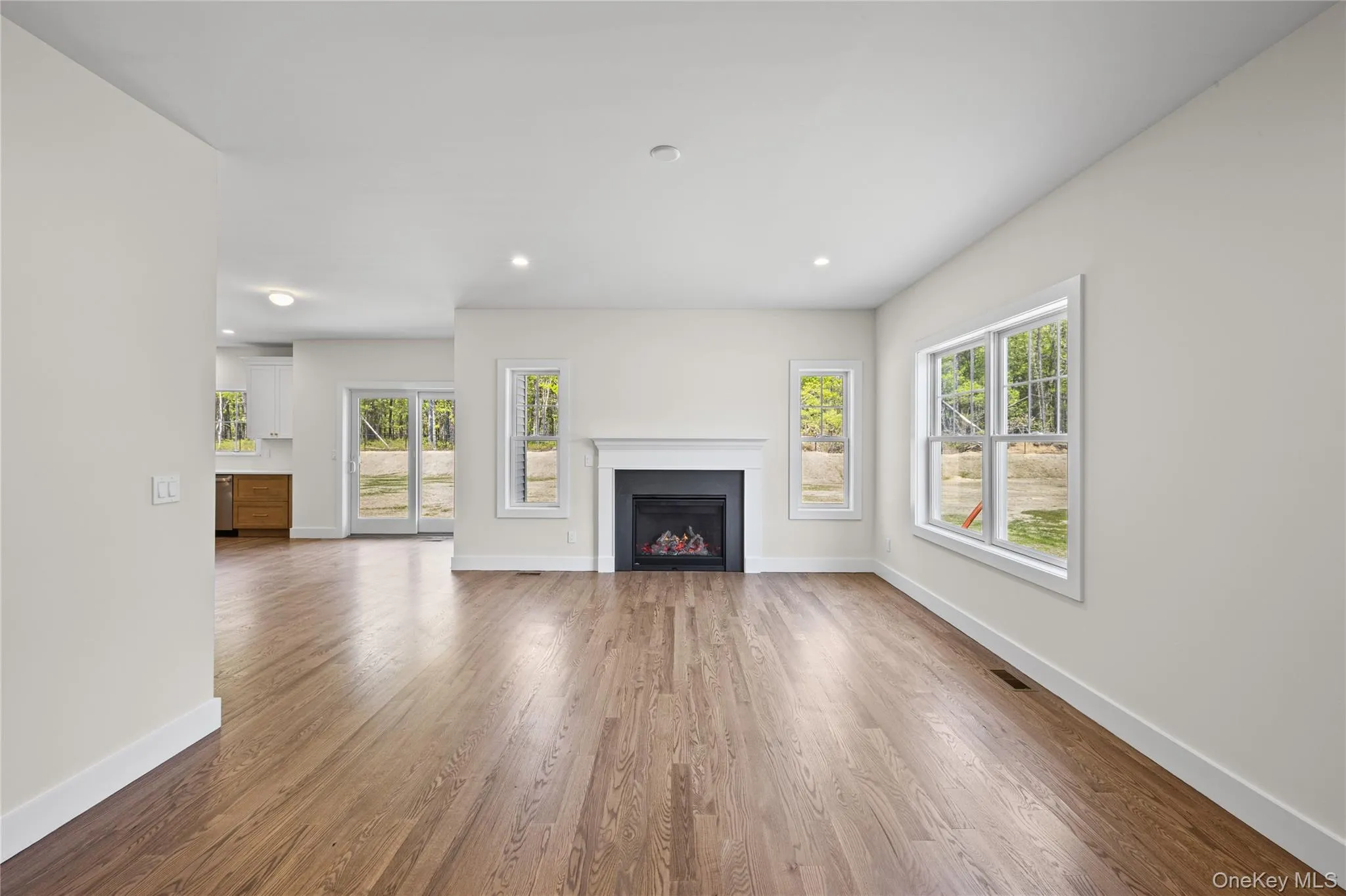 5 Jersey Avenue, Brookhaven, NY, 4 Bedrooms Bedrooms, 7 Rooms Rooms,2 BathroomsBathrooms,Residential,For Rent,Jersey,0,1005569 5 Jersey Avenue, Brookhaven, NY, 4 Bedrooms Bedrooms, 7 Rooms Rooms,2 BathroomsBathrooms,Residential,For Rent,Jersey,0,1005569