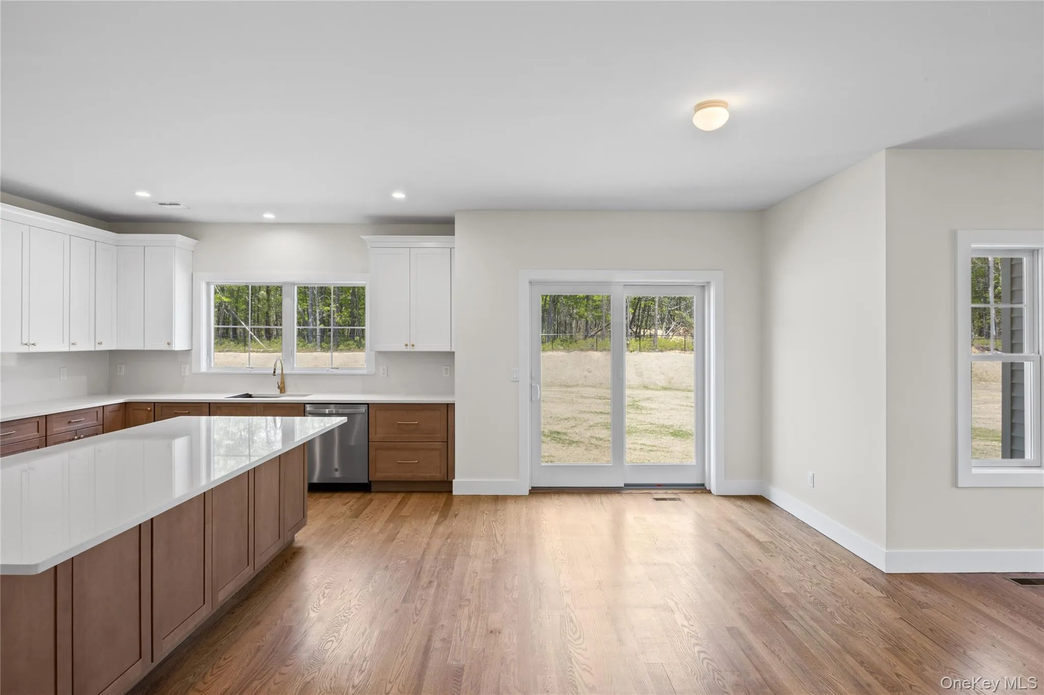 5 Jersey Avenue, Brookhaven, NY, 4 Bedrooms Bedrooms, 7 Rooms Rooms,2 BathroomsBathrooms,Residential,For Rent,Jersey,0,1005569 5 Jersey Avenue, Brookhaven, NY, 4 Bedrooms Bedrooms, 7 Rooms Rooms,2 BathroomsBathrooms,Residential,For Rent,Jersey,0,1005569