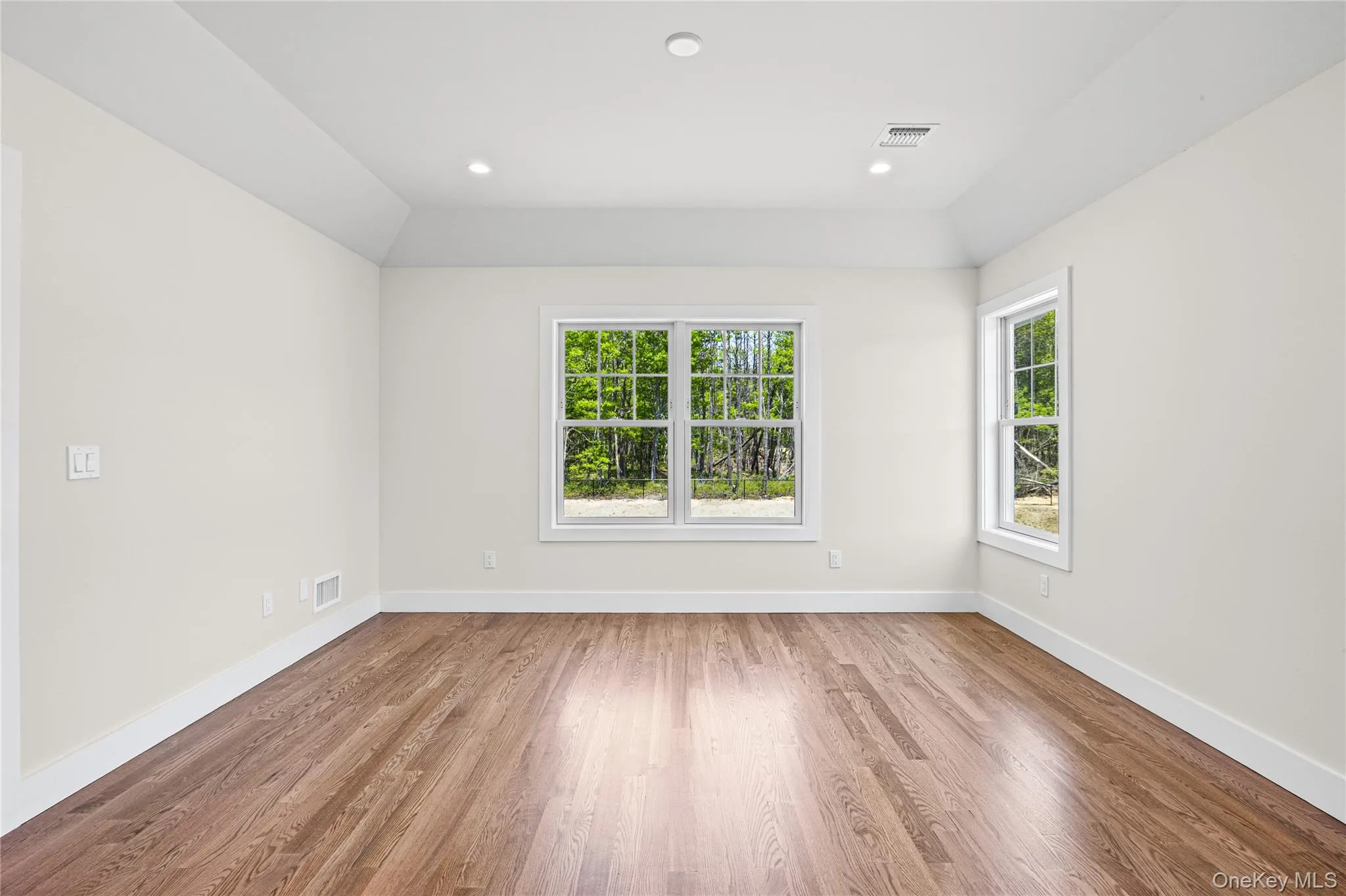 5 Jersey Avenue, Brookhaven, NY, 4 Bedrooms Bedrooms, 7 Rooms Rooms,2 BathroomsBathrooms,Residential,For Rent,Jersey,0,1005569 5 Jersey Avenue, Brookhaven, NY, 4 Bedrooms Bedrooms, 7 Rooms Rooms,2 BathroomsBathrooms,Residential,For Rent,Jersey,0,1005569