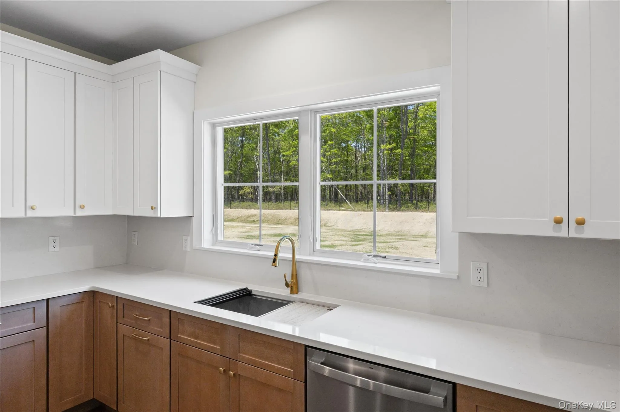 5 Jersey Avenue, Brookhaven, NY, 4 Bedrooms Bedrooms, 7 Rooms Rooms,2 BathroomsBathrooms,Residential,For Rent,Jersey,0,1005569 5 Jersey Avenue, Brookhaven, NY, 4 Bedrooms Bedrooms, 7 Rooms Rooms,2 BathroomsBathrooms,Residential,For Rent,Jersey,0,1005569