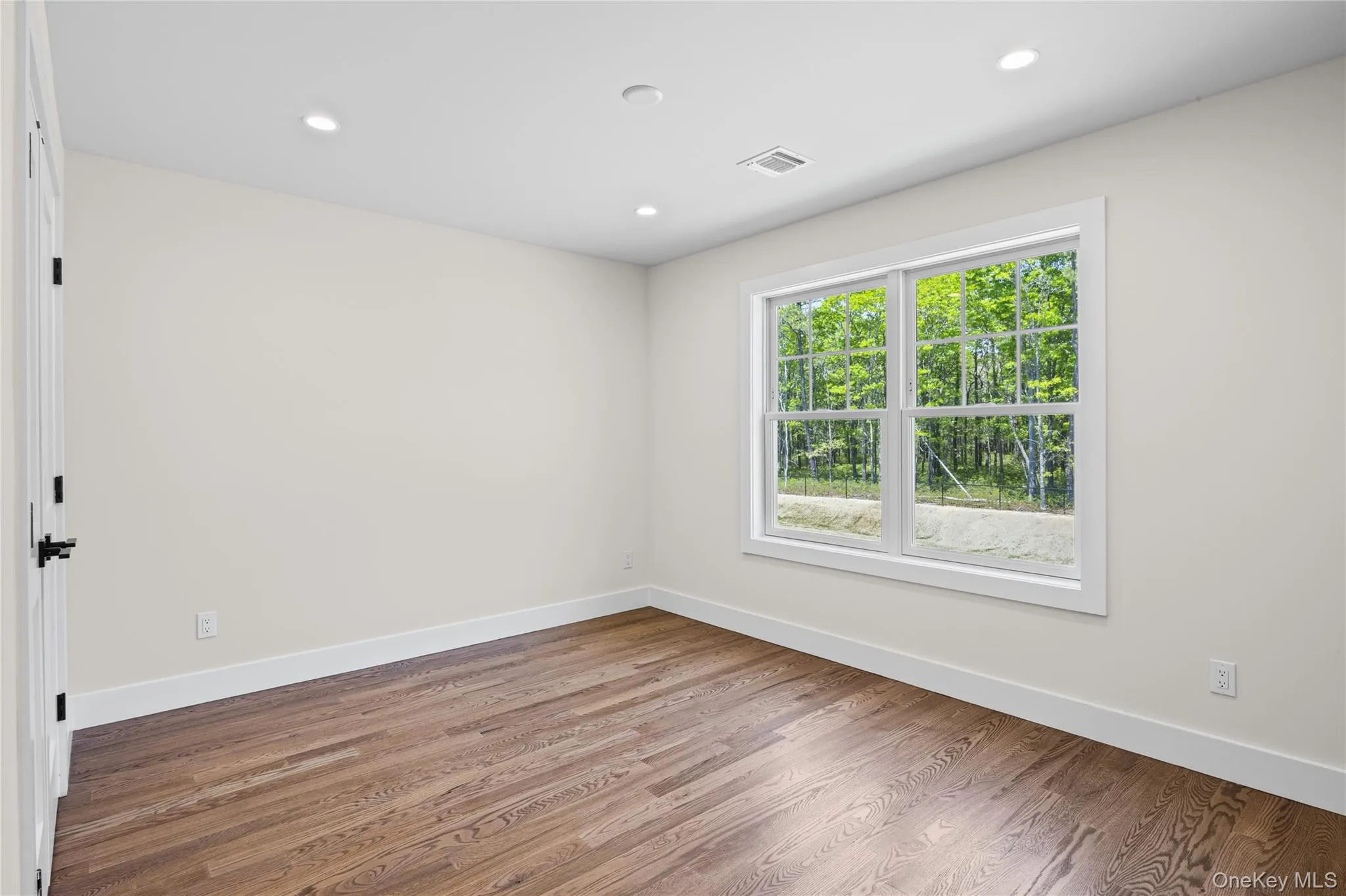 5 Jersey Avenue, Brookhaven, NY, 4 Bedrooms Bedrooms, 7 Rooms Rooms,2 BathroomsBathrooms,Residential,For Rent,Jersey,0,1005569 5 Jersey Avenue, Brookhaven, NY, 4 Bedrooms Bedrooms, 7 Rooms Rooms,2 BathroomsBathrooms,Residential,For Rent,Jersey,0,1005569