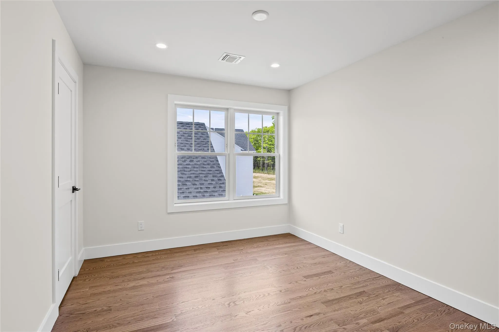 5 Jersey Avenue, Brookhaven, NY, 4 Bedrooms Bedrooms, 7 Rooms Rooms,2 BathroomsBathrooms,Residential,For Rent,Jersey,0,1005569 5 Jersey Avenue, Brookhaven, NY, 4 Bedrooms Bedrooms, 7 Rooms Rooms,2 BathroomsBathrooms,Residential,For Rent,Jersey,0,1005569