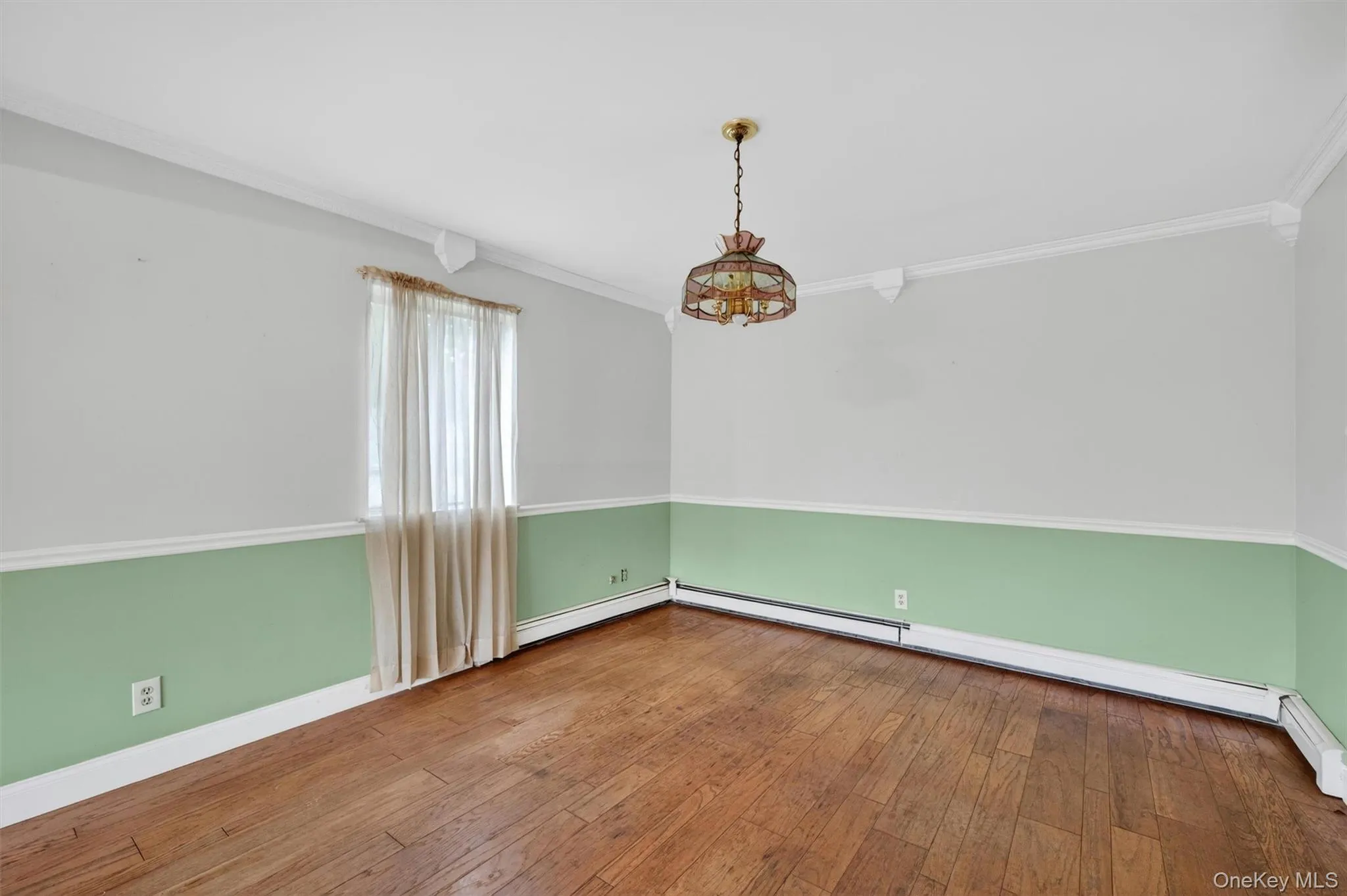 76 Maureen Drive, Middletown, NY, 3 Bedrooms Bedrooms, 9 Rooms Rooms,1 BathroomBathrooms,Residential Lease,For Rent,Maureen,0,1005572 76 Maureen Drive, Middletown, NY, 3 Bedrooms Bedrooms, 9 Rooms Rooms,1 BathroomBathrooms,Residential Lease,For Rent,Maureen,0,1005572