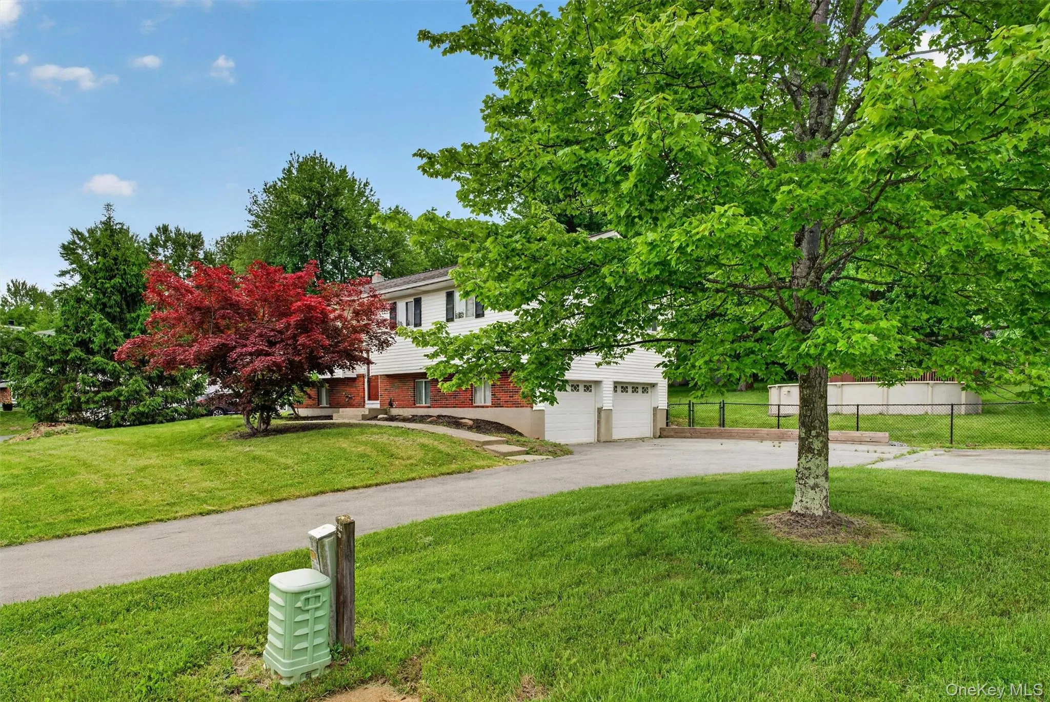 76 Maureen Drive, Middletown, NY, 3 Bedrooms Bedrooms, 9 Rooms Rooms,1 BathroomBathrooms,Residential Lease,For Rent,Maureen,0,1005572 76 Maureen Drive, Middletown, NY, 3 Bedrooms Bedrooms, 9 Rooms Rooms,1 BathroomBathrooms,Residential Lease,For Rent,Maureen,0,1005572