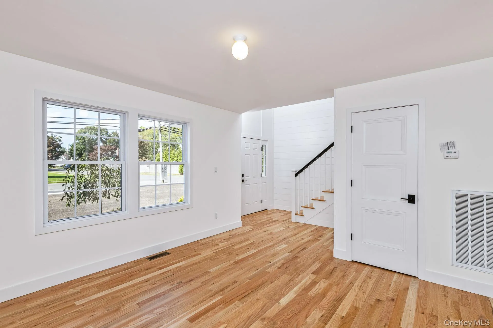 92 Park Street, Brookhaven, NY, 6 Bedrooms Bedrooms, 11 Rooms Rooms,3 BathroomsBathrooms,Residential,For Rent,Park,0,1005573 92 Park Street, Brookhaven, NY, 6 Bedrooms Bedrooms, 11 Rooms Rooms,3 BathroomsBathrooms,Residential,For Rent,Park,0,1005573