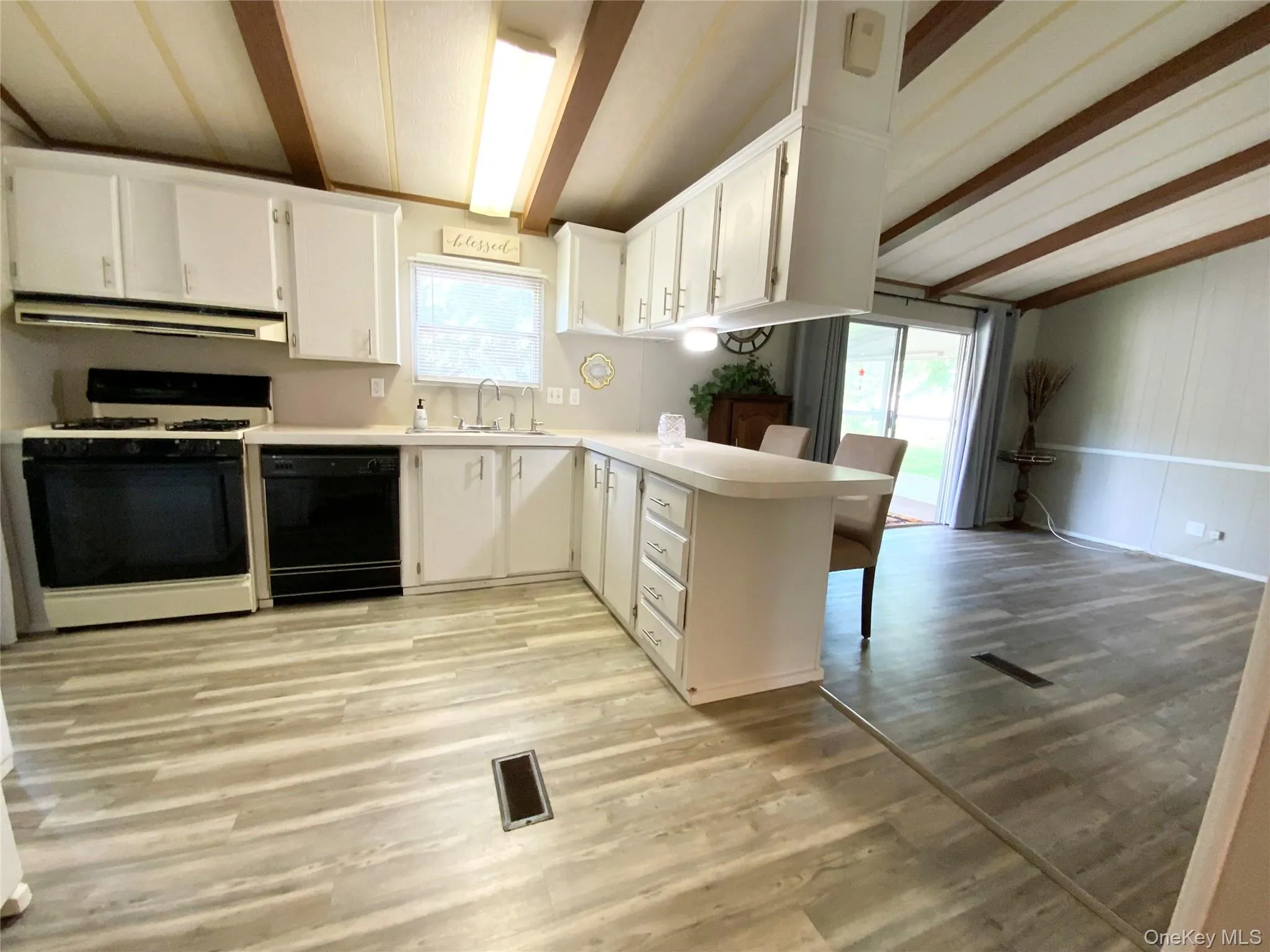 18 Cook Lane, New Paltz, NY, 3 Bedrooms Bedrooms, 7 Rooms Rooms,2 BathroomsBathrooms,Residential,For Rent,Cook,0,1005575 18 Cook Lane, New Paltz, NY, 3 Bedrooms Bedrooms, 7 Rooms Rooms,2 BathroomsBathrooms,Residential,For Rent,Cook,0,1005575