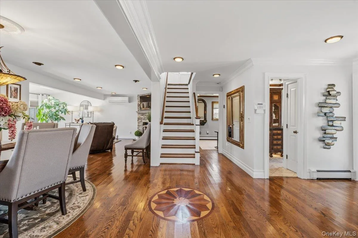 41 Jefferson Place, Oyster Bay, NY, 4 Bedrooms Bedrooms, 9 Rooms Rooms,2 BathroomsBathrooms,Residential,For Rent,Jefferson,0,1005577 41 Jefferson Place, Oyster Bay, NY, 4 Bedrooms Bedrooms, 9 Rooms Rooms,2 BathroomsBathrooms,Residential,For Rent,Jefferson,0,1005577