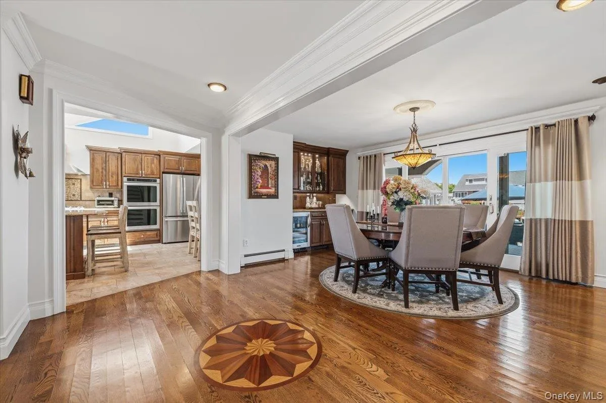 41 Jefferson Place, Oyster Bay, NY, 4 Bedrooms Bedrooms, 9 Rooms Rooms,2 BathroomsBathrooms,Residential,For Rent,Jefferson,0,1005577 41 Jefferson Place, Oyster Bay, NY, 4 Bedrooms Bedrooms, 9 Rooms Rooms,2 BathroomsBathrooms,Residential,For Rent,Jefferson,0,1005577