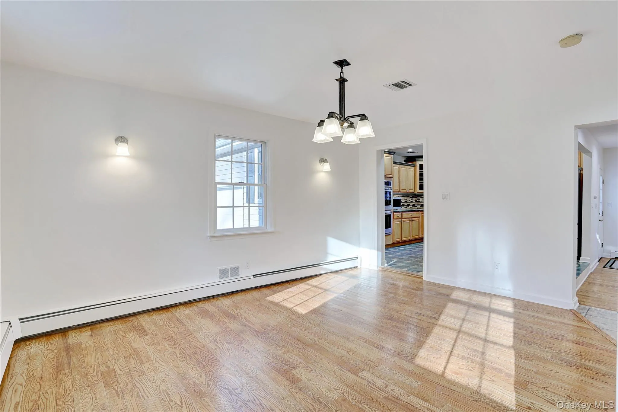 21 Mile Road, Ramapo, NY, 4 Bedrooms Bedrooms, 12 Rooms Rooms,2 BathroomsBathrooms,Residential,For Rent,Mile,0,1005578 21 Mile Road, Ramapo, NY, 4 Bedrooms Bedrooms, 12 Rooms Rooms,2 BathroomsBathrooms,Residential,For Rent,Mile,0,1005578