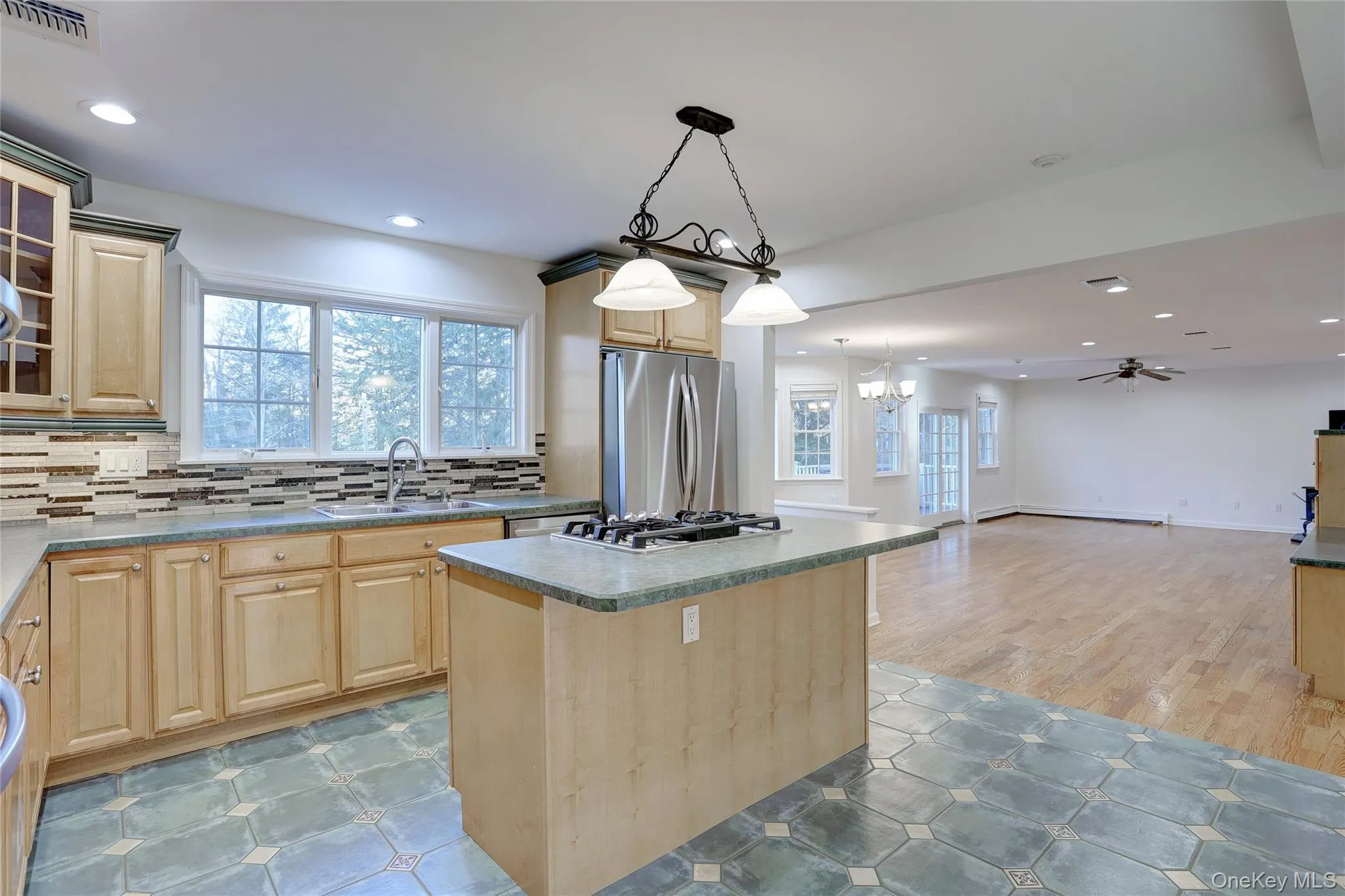 21 Mile Road, Ramapo, NY, 4 Bedrooms Bedrooms, 12 Rooms Rooms,2 BathroomsBathrooms,Residential,For Rent,Mile,0,1005578 21 Mile Road, Ramapo, NY, 4 Bedrooms Bedrooms, 12 Rooms Rooms,2 BathroomsBathrooms,Residential,For Rent,Mile,0,1005578