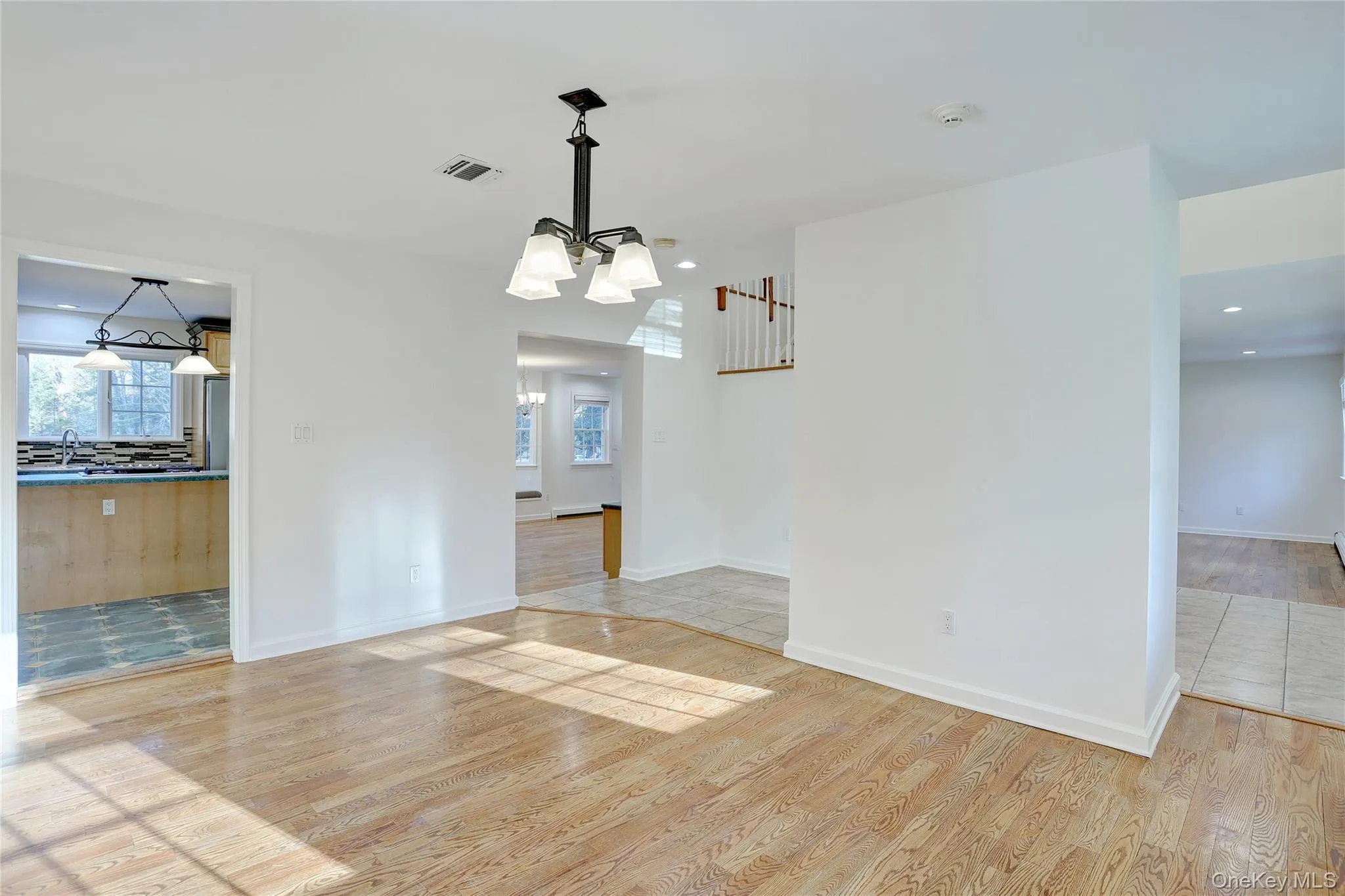 21 Mile Road, Ramapo, NY, 4 Bedrooms Bedrooms, 12 Rooms Rooms,2 BathroomsBathrooms,Residential,For Rent,Mile,0,1005578 21 Mile Road, Ramapo, NY, 4 Bedrooms Bedrooms, 12 Rooms Rooms,2 BathroomsBathrooms,Residential,For Rent,Mile,0,1005578