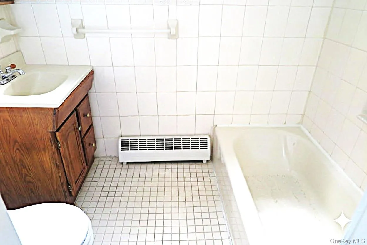 138 Spring Street, Oyster Bay, NY, 6 Bedrooms Bedrooms, 12 Rooms Rooms,3 BathroomsBathrooms,Residential,For Rent,Spring,0,1005581 138 Spring Street, Oyster Bay, NY, 6 Bedrooms Bedrooms, 12 Rooms Rooms,3 BathroomsBathrooms,Residential,For Rent,Spring,0,1005581