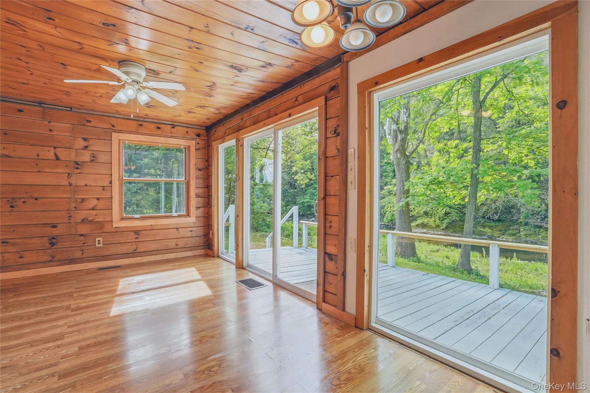 755 Glasco Turnpike, Saugerties, NY, 3 Bedrooms Bedrooms, 4 Rooms Rooms,1 BathroomBathrooms,Residential,For Rent,Glasco,0,1005584 755 Glasco Turnpike, Saugerties, NY, 3 Bedrooms Bedrooms, 4 Rooms Rooms,1 BathroomBathrooms,Residential,For Rent,Glasco,0,1005584