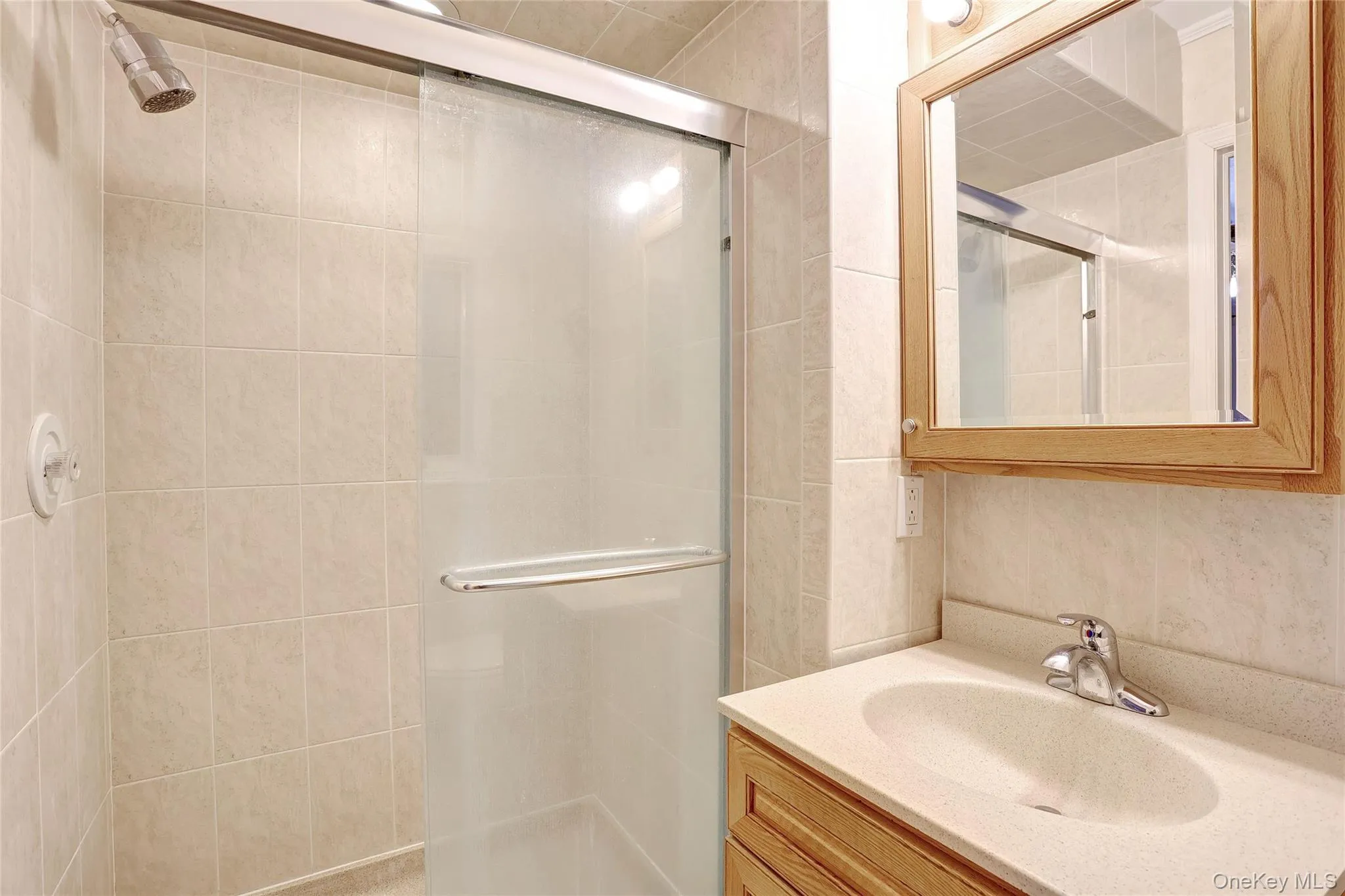 8 Swallow Avenue, Ramapo, NY, 4 Bedrooms Bedrooms, 10 Rooms Rooms,2 BathroomsBathrooms,Residential,For Rent,Swallow,0,1005587 8 Swallow Avenue, Ramapo, NY, 4 Bedrooms Bedrooms, 10 Rooms Rooms,2 BathroomsBathrooms,Residential,For Rent,Swallow,0,1005587