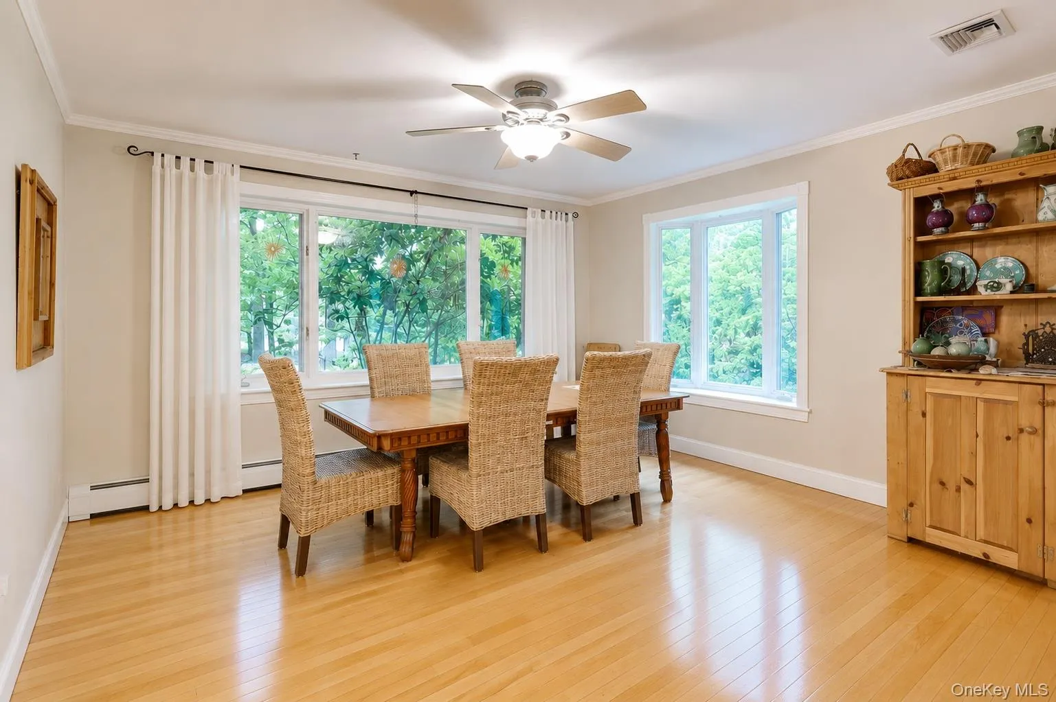 8 Swallow Avenue, Ramapo, NY, 4 Bedrooms Bedrooms, 10 Rooms Rooms,2 BathroomsBathrooms,Residential,For Rent,Swallow,0,1005587 8 Swallow Avenue, Ramapo, NY, 4 Bedrooms Bedrooms, 10 Rooms Rooms,2 BathroomsBathrooms,Residential,For Rent,Swallow,0,1005587