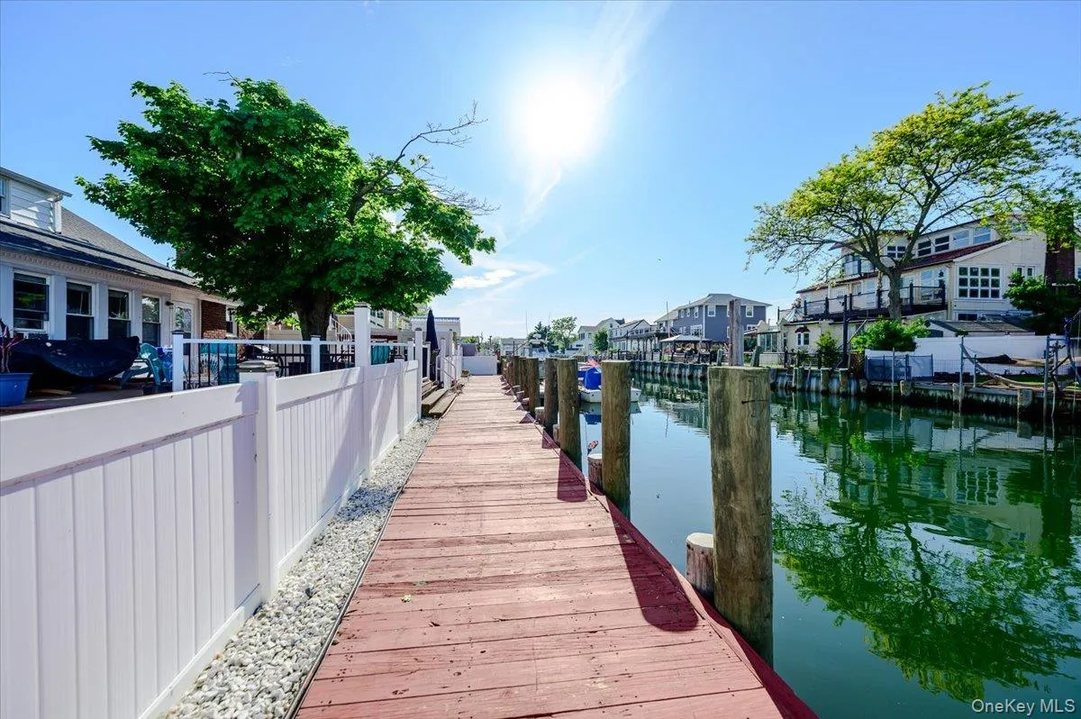 48 3rd Street, Hempstead, NY, 4 Bedrooms Bedrooms, 10 Rooms Rooms,3 BathroomsBathrooms,Residential,For Rent,3rd,0,1005588 48 3rd Street, Hempstead, NY, 4 Bedrooms Bedrooms, 10 Rooms Rooms,3 BathroomsBathrooms,Residential,For Rent,3rd,0,1005588