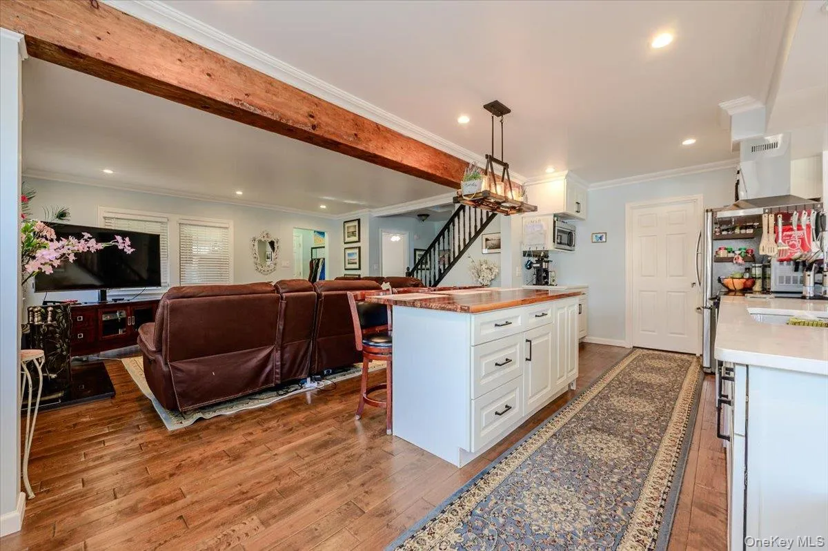 48 3rd Street, Hempstead, NY, 4 Bedrooms Bedrooms, 10 Rooms Rooms,3 BathroomsBathrooms,Residential,For Rent,3rd,0,1005588 48 3rd Street, Hempstead, NY, 4 Bedrooms Bedrooms, 10 Rooms Rooms,3 BathroomsBathrooms,Residential,For Rent,3rd,0,1005588