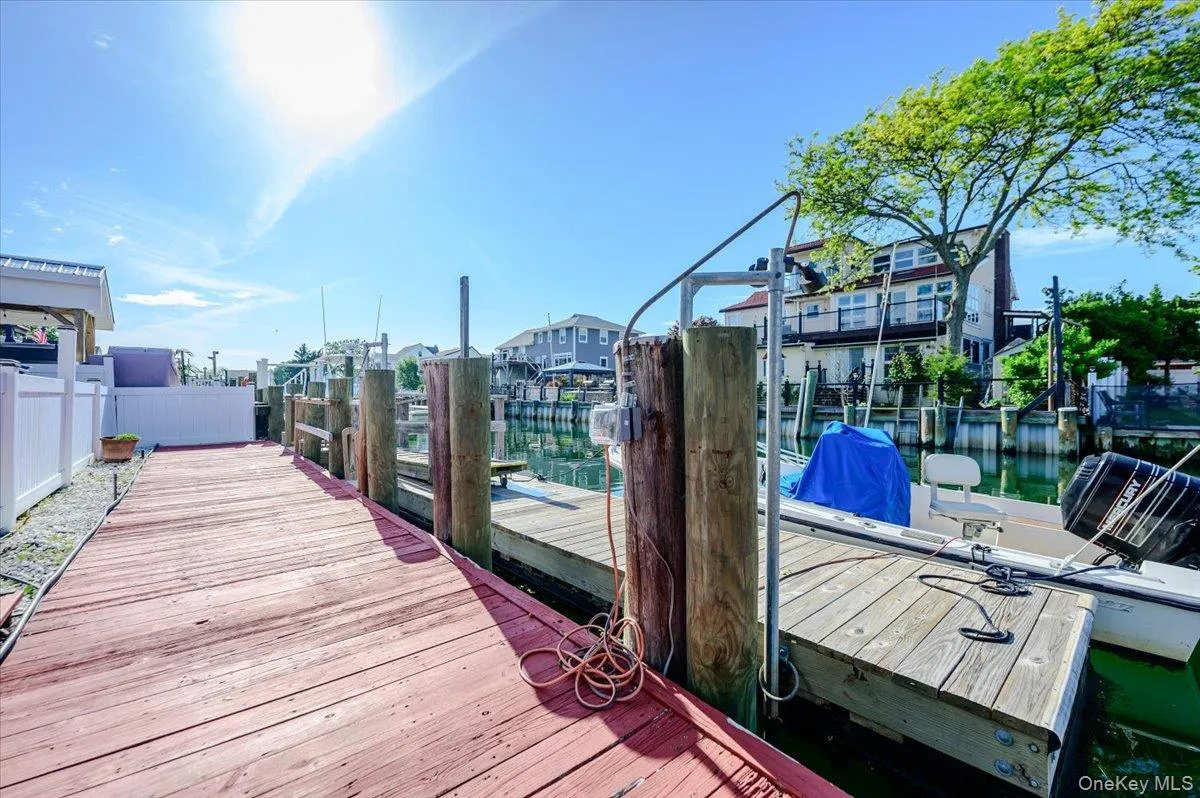 48 3rd Street, Hempstead, NY, 4 Bedrooms Bedrooms, 10 Rooms Rooms,3 BathroomsBathrooms,Residential,For Rent,3rd,0,1005588 48 3rd Street, Hempstead, NY, 4 Bedrooms Bedrooms, 10 Rooms Rooms,3 BathroomsBathrooms,Residential,For Rent,3rd,0,1005588