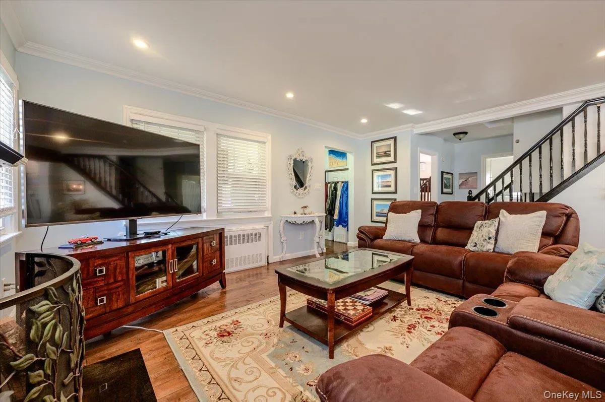 48 3rd Street, Hempstead, NY, 4 Bedrooms Bedrooms, 10 Rooms Rooms,3 BathroomsBathrooms,Residential,For Rent,3rd,0,1005588 48 3rd Street, Hempstead, NY, 4 Bedrooms Bedrooms, 10 Rooms Rooms,3 BathroomsBathrooms,Residential,For Rent,3rd,0,1005588