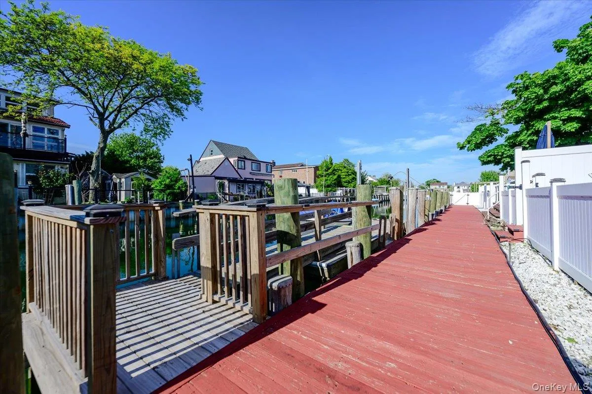 48 3rd Street, Hempstead, NY, 4 Bedrooms Bedrooms, 10 Rooms Rooms,3 BathroomsBathrooms,Residential,For Rent,3rd,0,1005588 48 3rd Street, Hempstead, NY, 4 Bedrooms Bedrooms, 10 Rooms Rooms,3 BathroomsBathrooms,Residential,For Rent,3rd,0,1005588