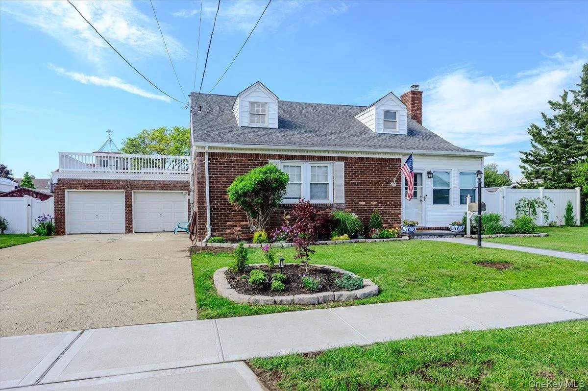 48 3rd Street, Hempstead, NY, 4 Bedrooms Bedrooms, 10 Rooms Rooms,3 BathroomsBathrooms,Residential,For Rent,3rd,0,1005588 48 3rd Street, Hempstead, NY, 4 Bedrooms Bedrooms, 10 Rooms Rooms,3 BathroomsBathrooms,Residential,For Rent,3rd,0,1005588