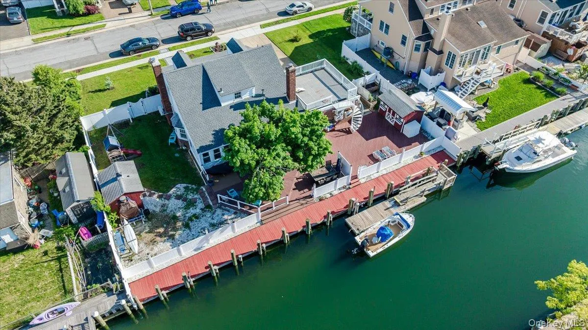 48 3rd Street, Hempstead, NY, 4 Bedrooms Bedrooms, 10 Rooms Rooms,3 BathroomsBathrooms,Residential,For Rent,3rd,0,1005588 48 3rd Street, Hempstead, NY, 4 Bedrooms Bedrooms, 10 Rooms Rooms,3 BathroomsBathrooms,Residential,For Rent,3rd,0,1005588