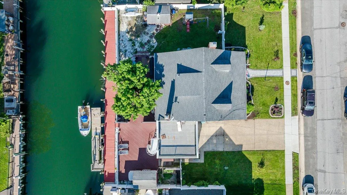 48 3rd Street, Hempstead, NY, 4 Bedrooms Bedrooms, 10 Rooms Rooms,3 BathroomsBathrooms,Residential,For Rent,3rd,0,1005588 48 3rd Street, Hempstead, NY, 4 Bedrooms Bedrooms, 10 Rooms Rooms,3 BathroomsBathrooms,Residential,For Rent,3rd,0,1005588