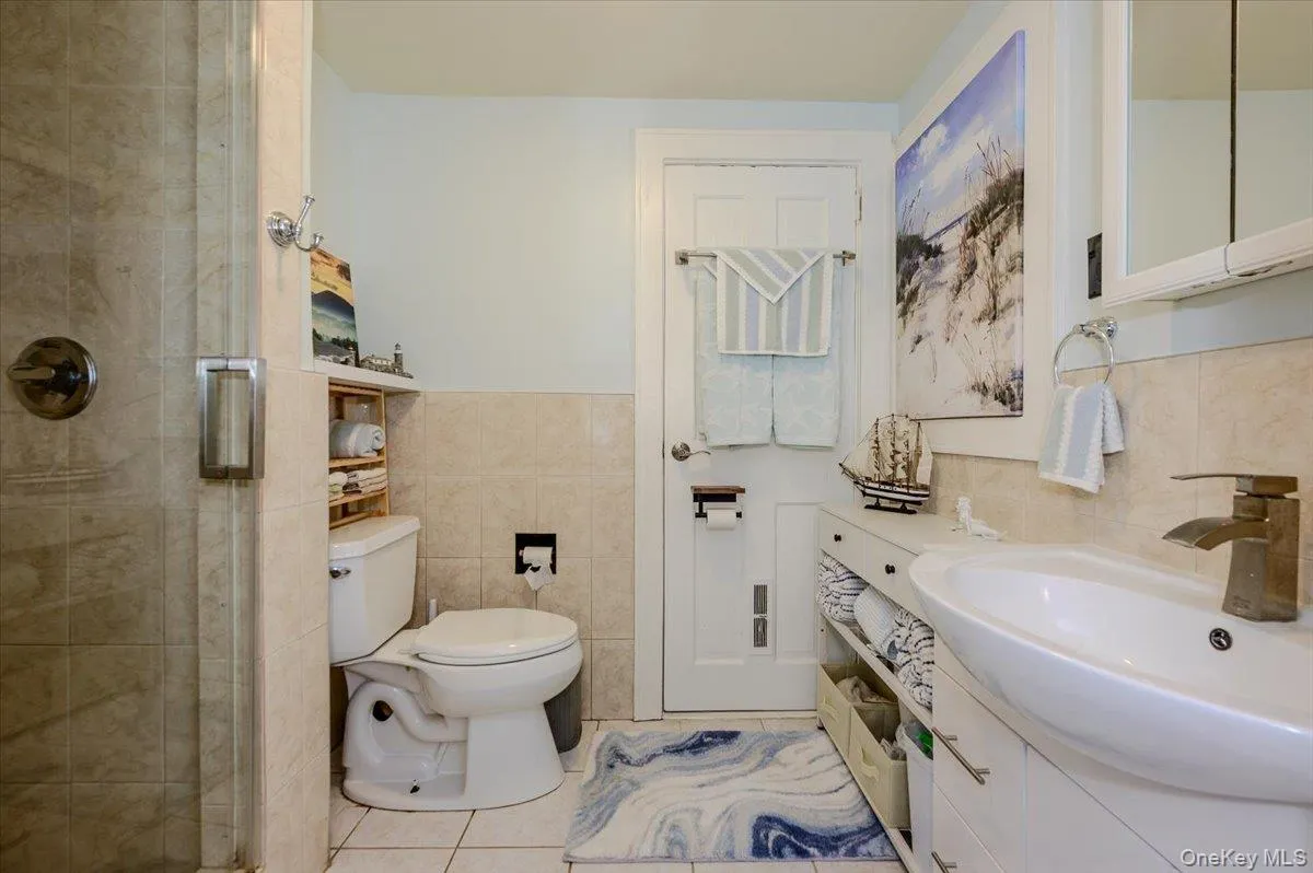 48 3rd Street, Hempstead, NY, 4 Bedrooms Bedrooms, 10 Rooms Rooms,3 BathroomsBathrooms,Residential,For Rent,3rd,0,1005588 48 3rd Street, Hempstead, NY, 4 Bedrooms Bedrooms, 10 Rooms Rooms,3 BathroomsBathrooms,Residential,For Rent,3rd,0,1005588