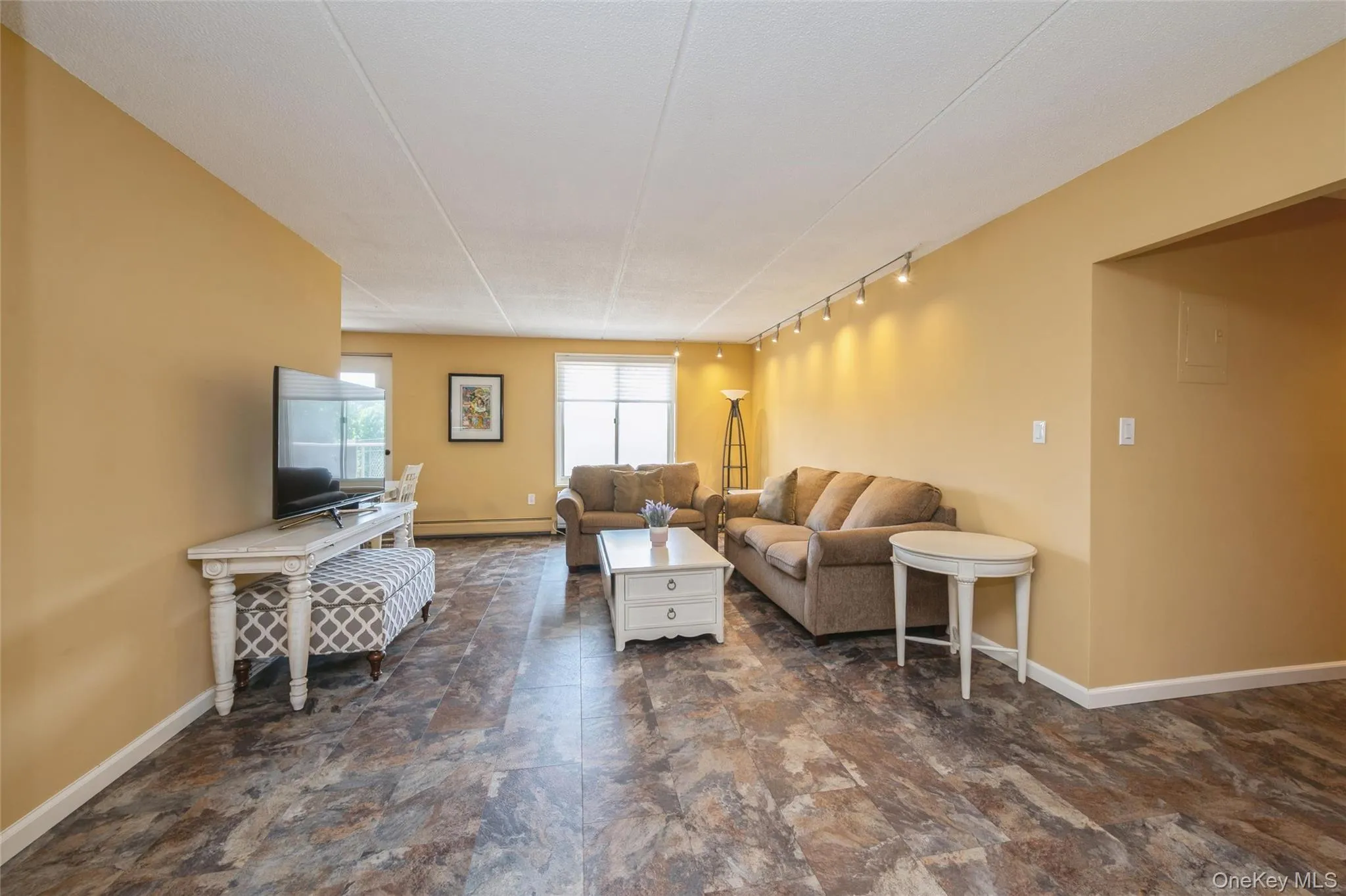 135 Post Avenue, Hempstead, NY, 2 Bedrooms Bedrooms, 5 Rooms Rooms,2 BathroomsBathrooms,Residential,For Rent,Post,0,1005598 135 Post Avenue, Hempstead, NY, 2 Bedrooms Bedrooms, 5 Rooms Rooms,2 BathroomsBathrooms,Residential,For Rent,Post,0,1005598