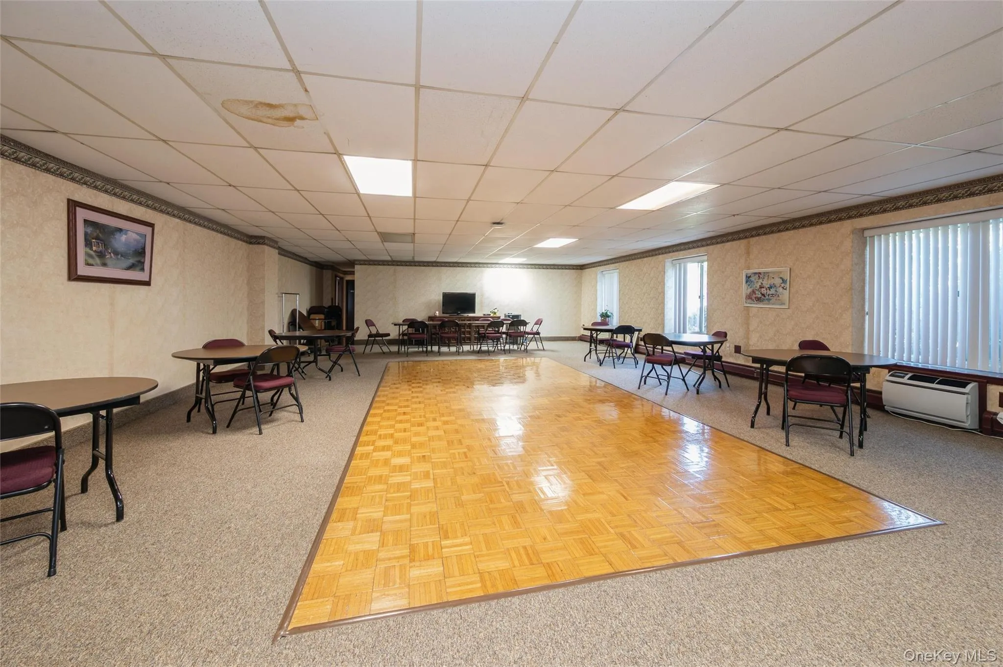 135 Post Avenue, Hempstead, NY, 2 Bedrooms Bedrooms, 5 Rooms Rooms,2 BathroomsBathrooms,Residential,For Rent,Post,0,1005598 135 Post Avenue, Hempstead, NY, 2 Bedrooms Bedrooms, 5 Rooms Rooms,2 BathroomsBathrooms,Residential,For Rent,Post,0,1005598