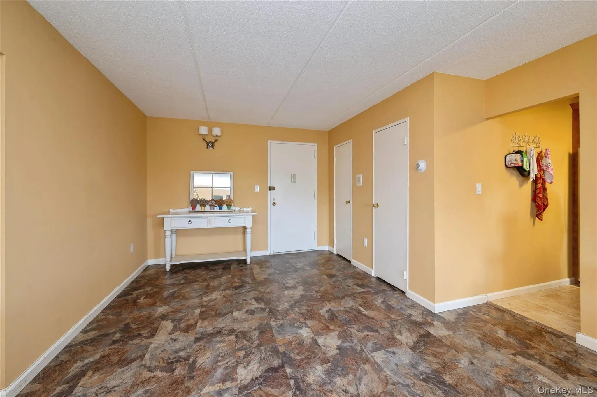 135 Post Avenue, Hempstead, NY, 2 Bedrooms Bedrooms, 5 Rooms Rooms,2 BathroomsBathrooms,Residential,For Rent,Post,0,1005598 135 Post Avenue, Hempstead, NY, 2 Bedrooms Bedrooms, 5 Rooms Rooms,2 BathroomsBathrooms,Residential,For Rent,Post,0,1005598