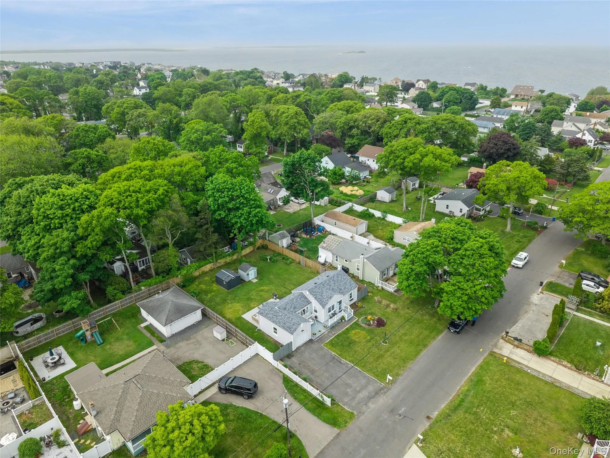 38 Argyle Drive, Brookhaven, NY, 2 Bedrooms Bedrooms, 6 Rooms Rooms,1 BathroomBathrooms,Residential,For Rent,Argyle,0,1005604 38 Argyle Drive, Brookhaven, NY, 2 Bedrooms Bedrooms, 6 Rooms Rooms,1 BathroomBathrooms,Residential,For Rent,Argyle,0,1005604