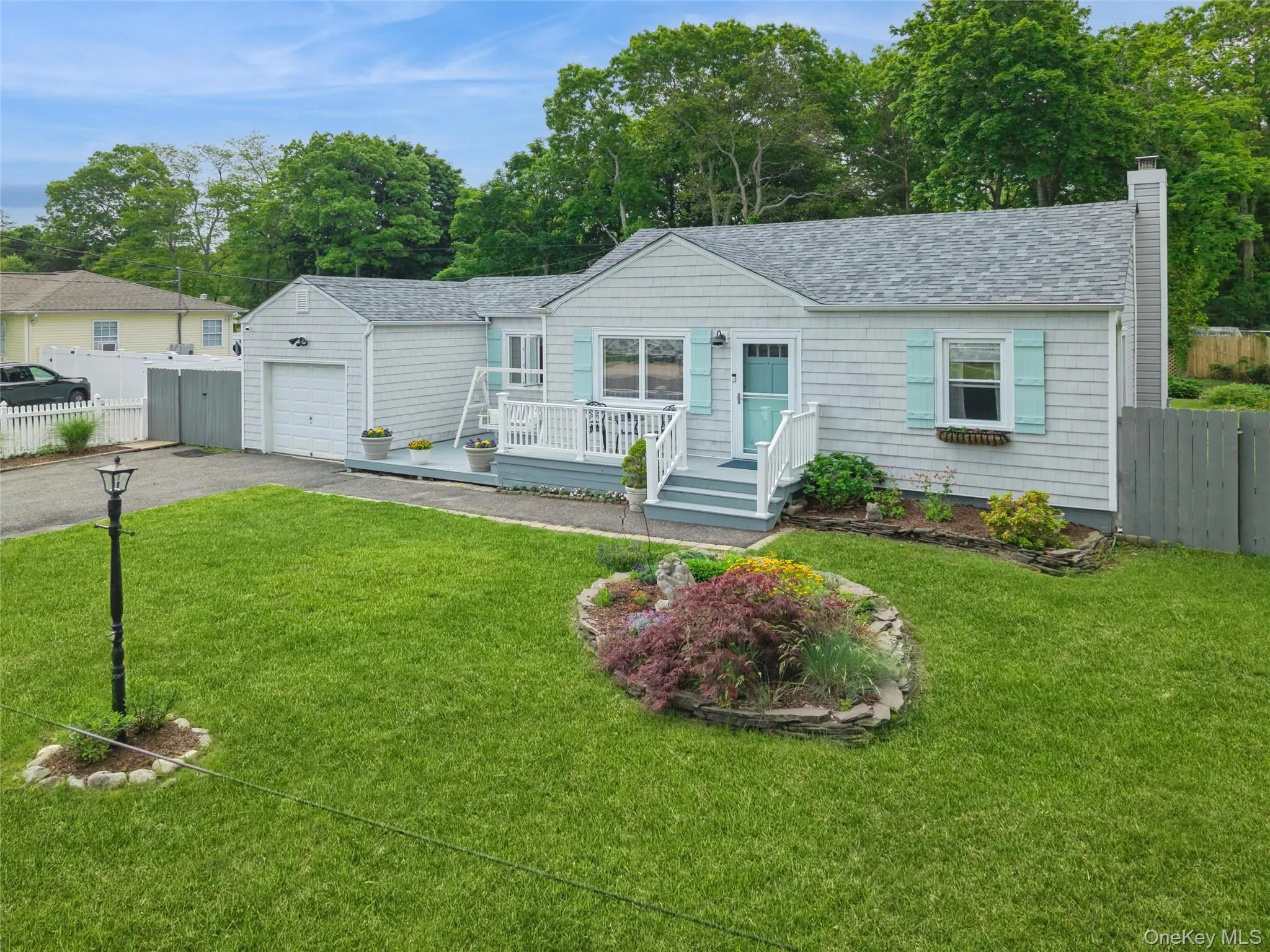 38 Argyle Drive, Brookhaven, NY, 2 Bedrooms Bedrooms, 6 Rooms Rooms,1 BathroomBathrooms,Residential,For Rent,Argyle,0,1005604 38 Argyle Drive, Brookhaven, NY, 2 Bedrooms Bedrooms, 6 Rooms Rooms,1 BathroomBathrooms,Residential,For Rent,Argyle,0,1005604