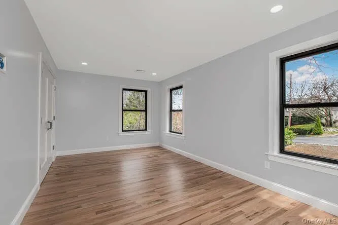 91 Ridgeview Avenue, Yonkers, NY, 3 Bedrooms Bedrooms, 9 Rooms Rooms,2 BathroomsBathrooms,Residential,For Rent,Ridgeview,0,1005607 91 Ridgeview Avenue, Yonkers, NY, 3 Bedrooms Bedrooms, 9 Rooms Rooms,2 BathroomsBathrooms,Residential,For Rent,Ridgeview,0,1005607
