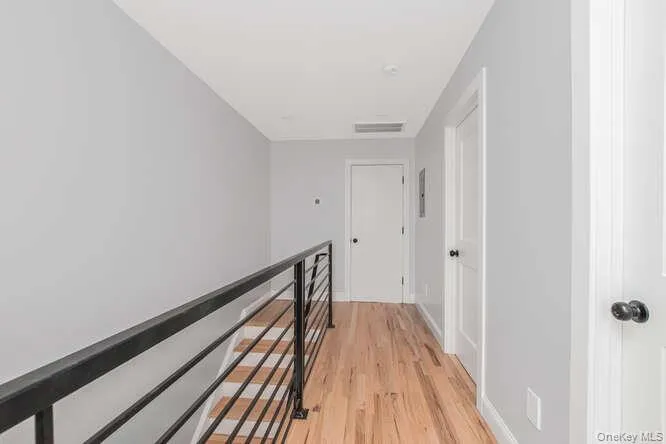 91 Ridgeview Avenue, Yonkers, NY, 3 Bedrooms Bedrooms, 9 Rooms Rooms,2 BathroomsBathrooms,Residential,For Rent,Ridgeview,0,1005607 91 Ridgeview Avenue, Yonkers, NY, 3 Bedrooms Bedrooms, 9 Rooms Rooms,2 BathroomsBathrooms,Residential,For Rent,Ridgeview,0,1005607