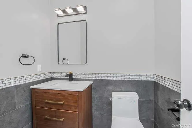 91 Ridgeview Avenue, Yonkers, NY, 3 Bedrooms Bedrooms, 9 Rooms Rooms,2 BathroomsBathrooms,Residential,For Rent,Ridgeview,0,1005607 91 Ridgeview Avenue, Yonkers, NY, 3 Bedrooms Bedrooms, 9 Rooms Rooms,2 BathroomsBathrooms,Residential,For Rent,Ridgeview,0,1005607