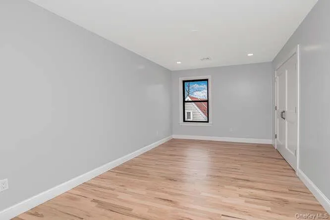 91 Ridgeview Avenue, Yonkers, NY, 3 Bedrooms Bedrooms, 9 Rooms Rooms,2 BathroomsBathrooms,Residential,For Rent,Ridgeview,0,1005607 91 Ridgeview Avenue, Yonkers, NY, 3 Bedrooms Bedrooms, 9 Rooms Rooms,2 BathroomsBathrooms,Residential,For Rent,Ridgeview,0,1005607