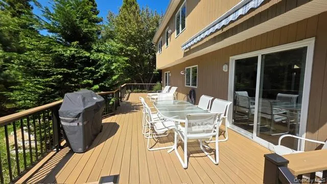 40 Hilltop Road, Southampton, NY, 4 Bedrooms Bedrooms, 8 Rooms Rooms,2 BathroomsBathrooms,Residential Lease,For Rent,Hilltop,0,1005612 40 Hilltop Road, Southampton, NY, 4 Bedrooms Bedrooms, 8 Rooms Rooms,2 BathroomsBathrooms,Residential Lease,For Rent,Hilltop,0,1005612