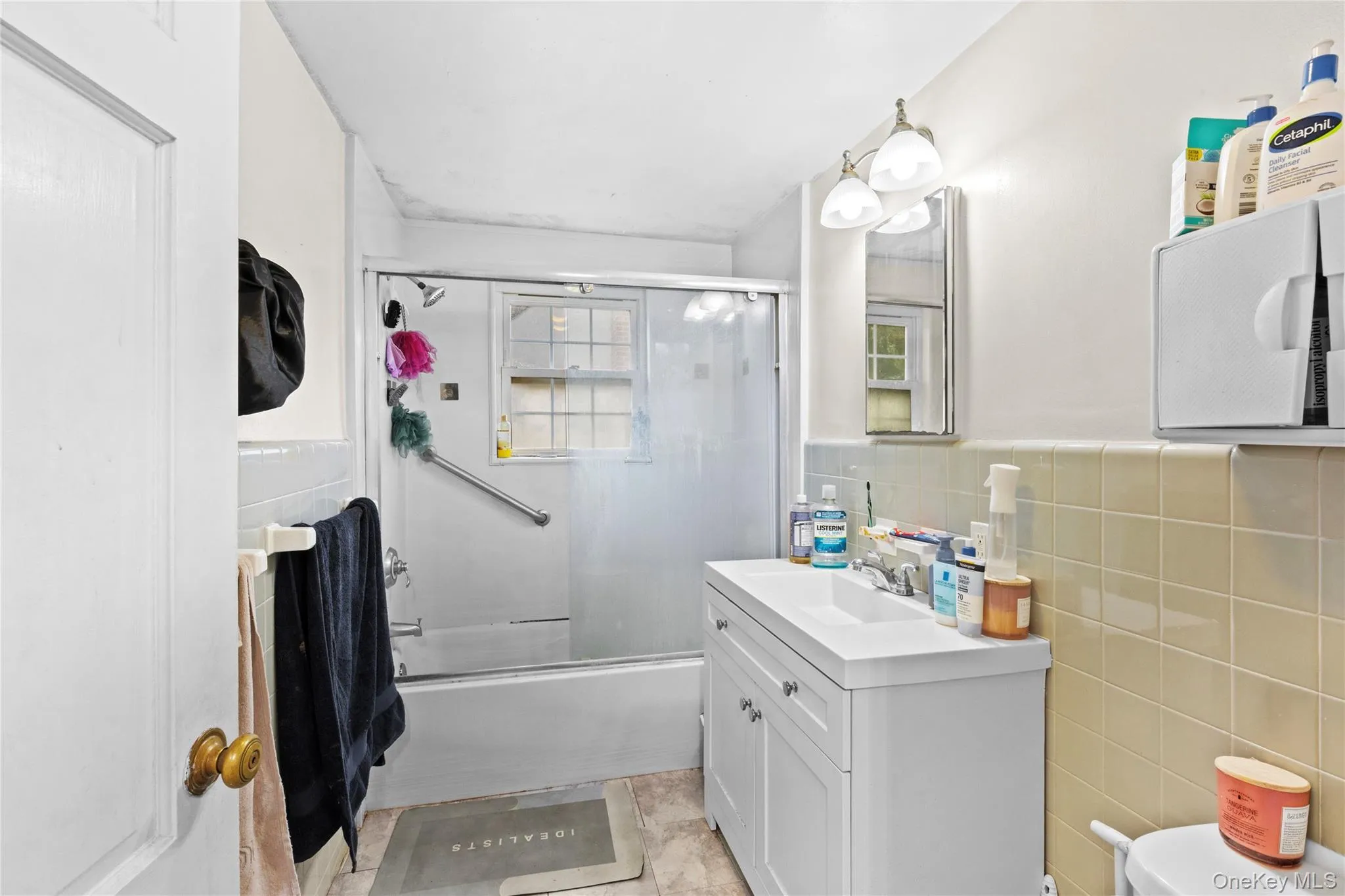 14 Chelsea Court, Hempstead, NY, 3 Bedrooms Bedrooms, 8 Rooms Rooms,2 BathroomsBathrooms,Residential,For Rent,Chelsea,0,1005614 14 Chelsea Court, Hempstead, NY, 3 Bedrooms Bedrooms, 8 Rooms Rooms,2 BathroomsBathrooms,Residential,For Rent,Chelsea,0,1005614