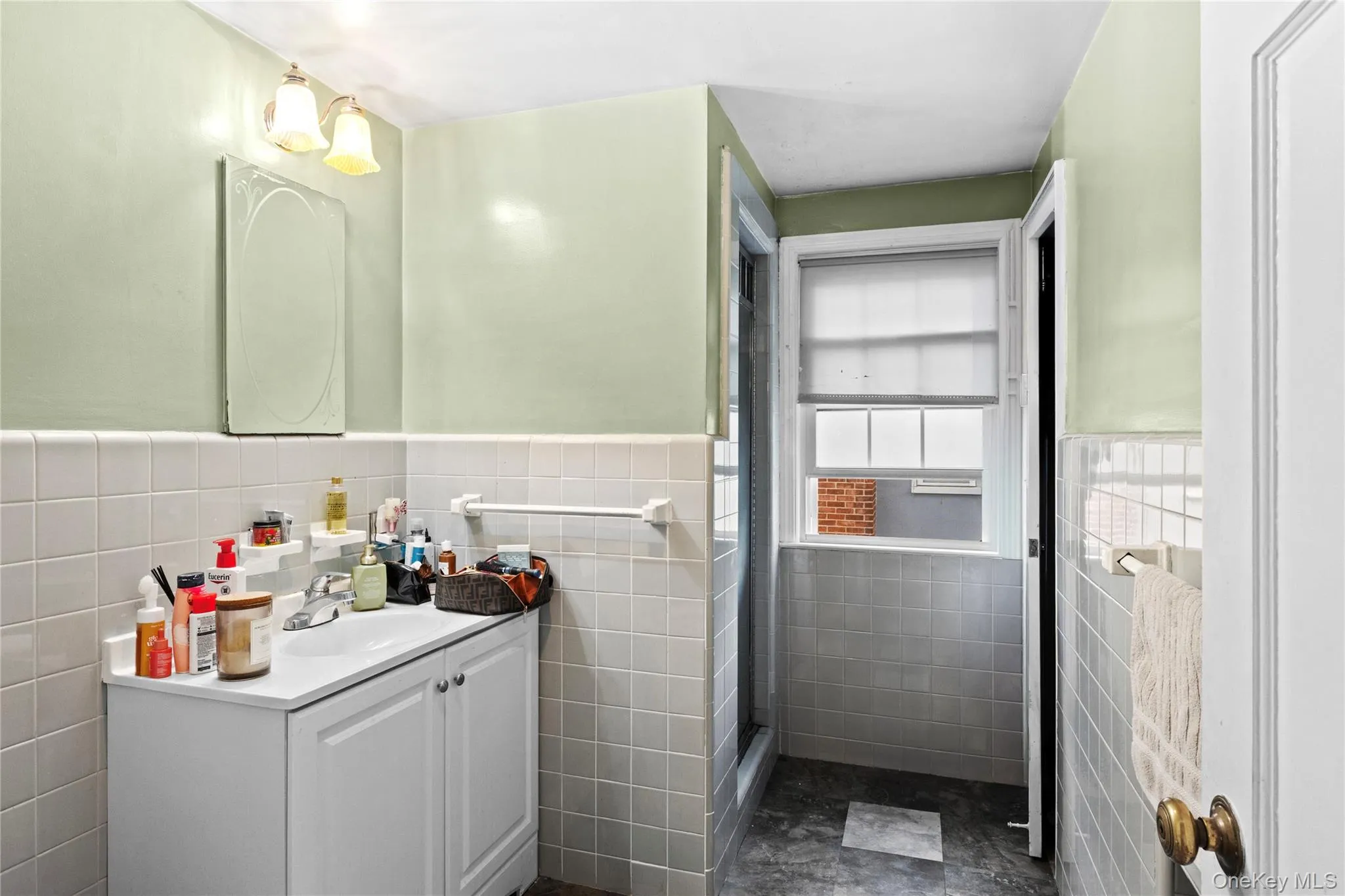 14 Chelsea Court, Hempstead, NY, 3 Bedrooms Bedrooms, 8 Rooms Rooms,2 BathroomsBathrooms,Residential,For Rent,Chelsea,0,1005614 14 Chelsea Court, Hempstead, NY, 3 Bedrooms Bedrooms, 8 Rooms Rooms,2 BathroomsBathrooms,Residential,For Rent,Chelsea,0,1005614