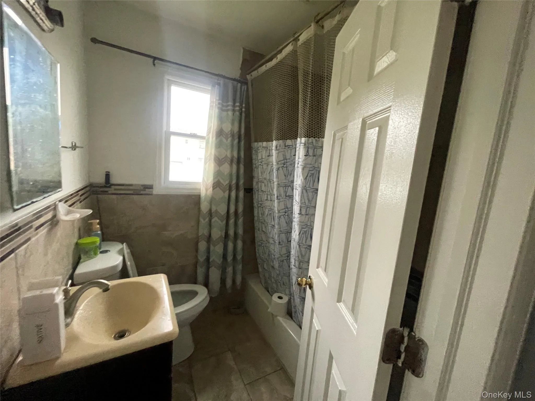 3 Surrey Drive, Babylon, NY, 4 Bedrooms Bedrooms, 8 Rooms Rooms,2 BathroomsBathrooms,Residential,For Rent,Surrey,0,1005618 3 Surrey Drive, Babylon, NY, 4 Bedrooms Bedrooms, 8 Rooms Rooms,2 BathroomsBathrooms,Residential,For Rent,Surrey,0,1005618