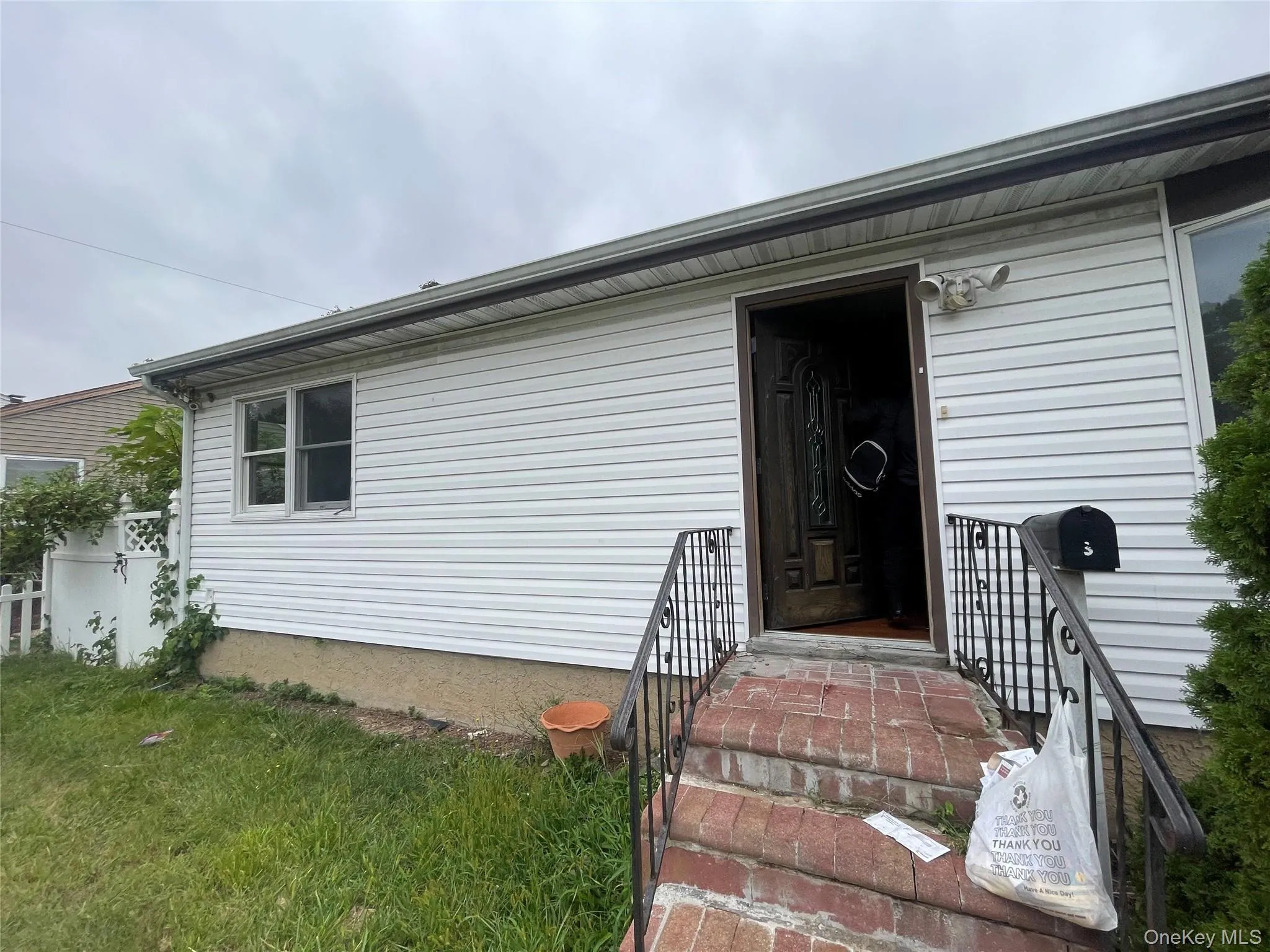 3 Surrey Drive, Babylon, NY, 4 Bedrooms Bedrooms, 8 Rooms Rooms,2 BathroomsBathrooms,Residential,For Rent,Surrey,0,1005618 3 Surrey Drive, Babylon, NY, 4 Bedrooms Bedrooms, 8 Rooms Rooms,2 BathroomsBathrooms,Residential,For Rent,Surrey,0,1005618