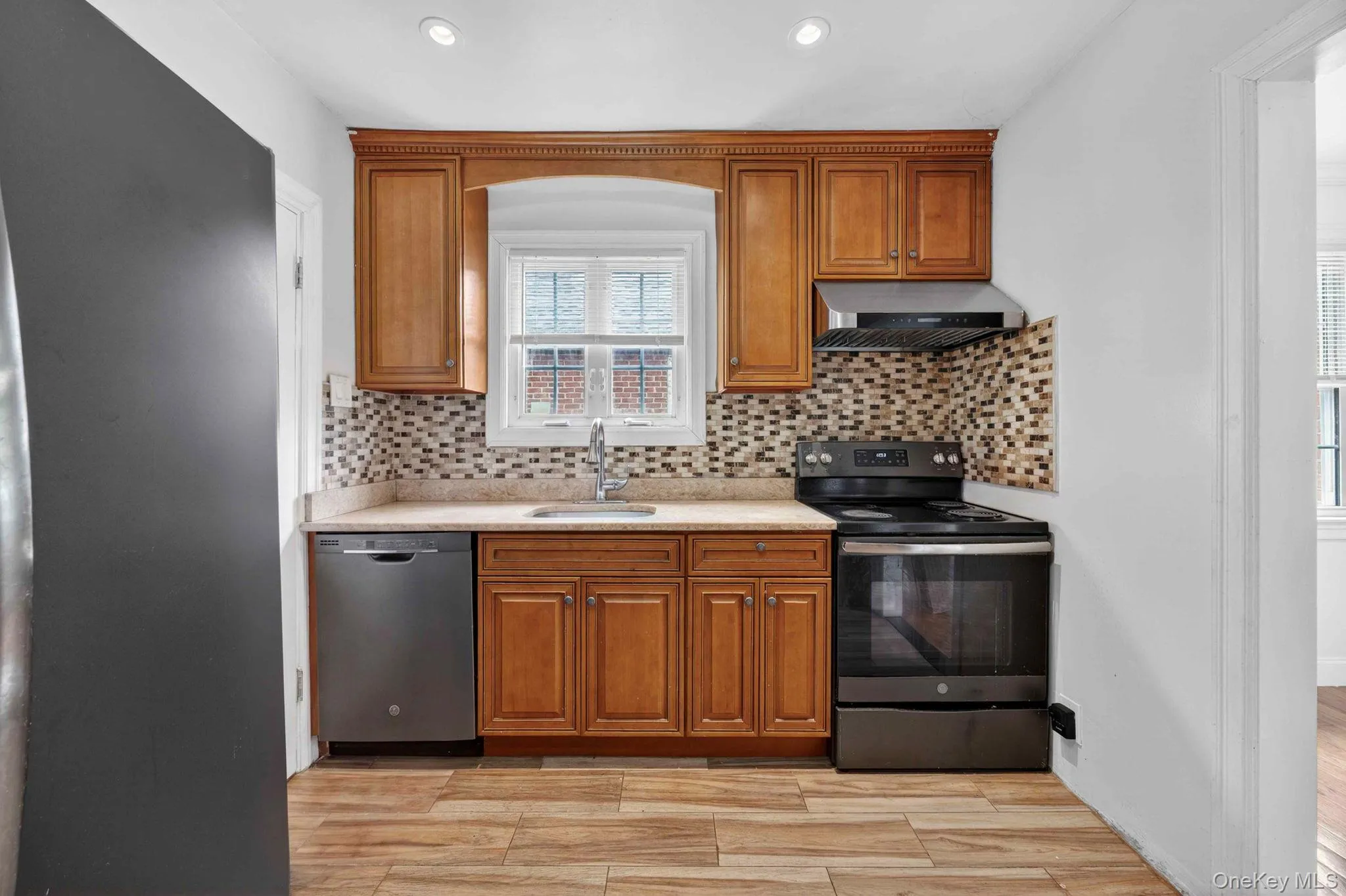 8311 Little Neck Parkway, New York, NY, 4 Bedrooms Bedrooms, 10 Rooms Rooms,3 BathroomsBathrooms,Residential,For Rent,Little Neck,0,1005623 8311 Little Neck Parkway, New York, NY, 4 Bedrooms Bedrooms, 10 Rooms Rooms,3 BathroomsBathrooms,Residential,For Rent,Little Neck,0,1005623