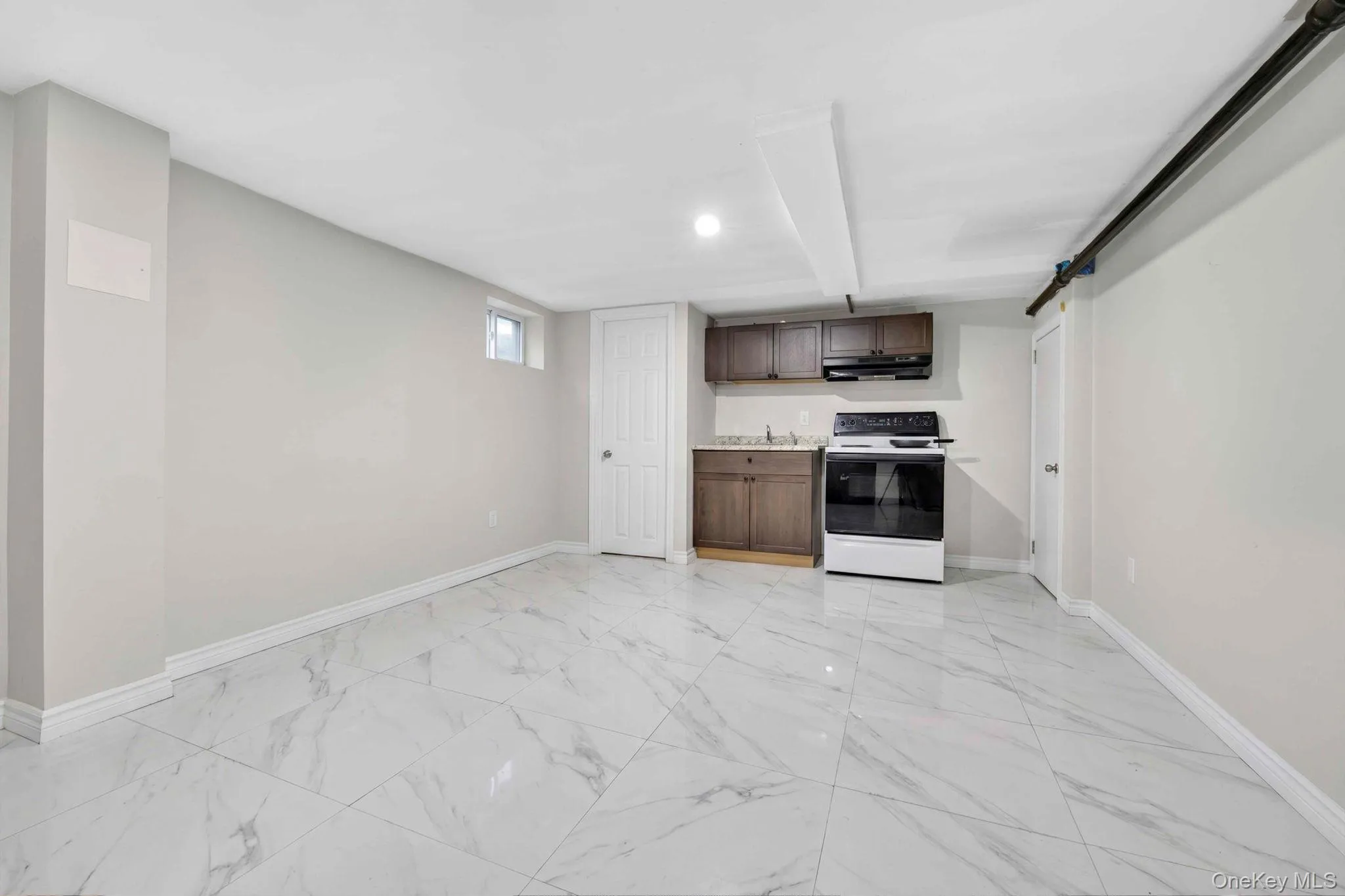 8311 Little Neck Parkway, New York, NY, 4 Bedrooms Bedrooms, 10 Rooms Rooms,3 BathroomsBathrooms,Residential,For Rent,Little Neck,0,1005623 8311 Little Neck Parkway, New York, NY, 4 Bedrooms Bedrooms, 10 Rooms Rooms,3 BathroomsBathrooms,Residential,For Rent,Little Neck,0,1005623