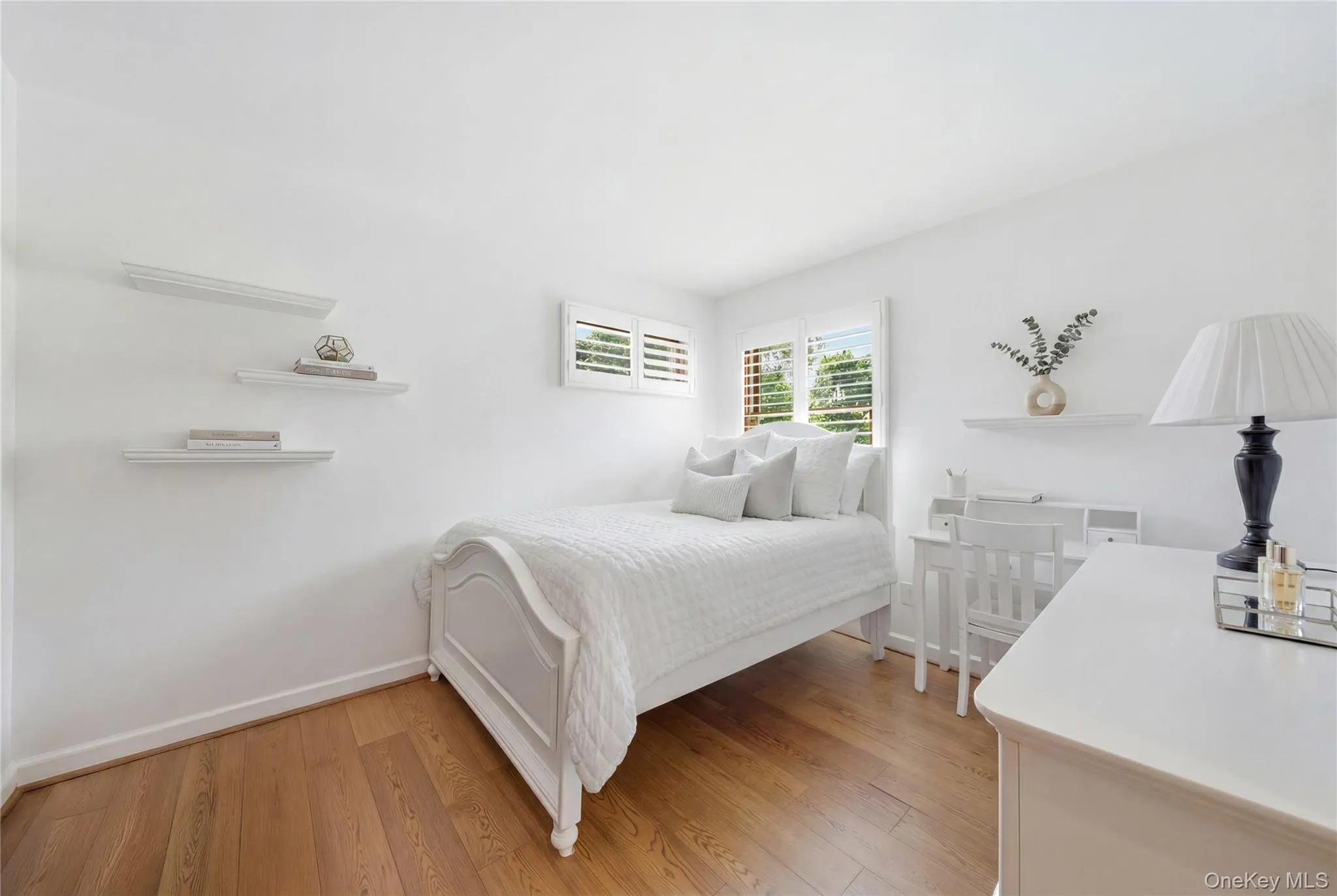 82 Sunset Road, Islip, NY, 3 Bedrooms Bedrooms, 11 Rooms Rooms,3 BathroomsBathrooms,Residential,For Rent,Sunset,0,1005625 82 Sunset Road, Islip, NY, 3 Bedrooms Bedrooms, 11 Rooms Rooms,3 BathroomsBathrooms,Residential,For Rent,Sunset,0,1005625