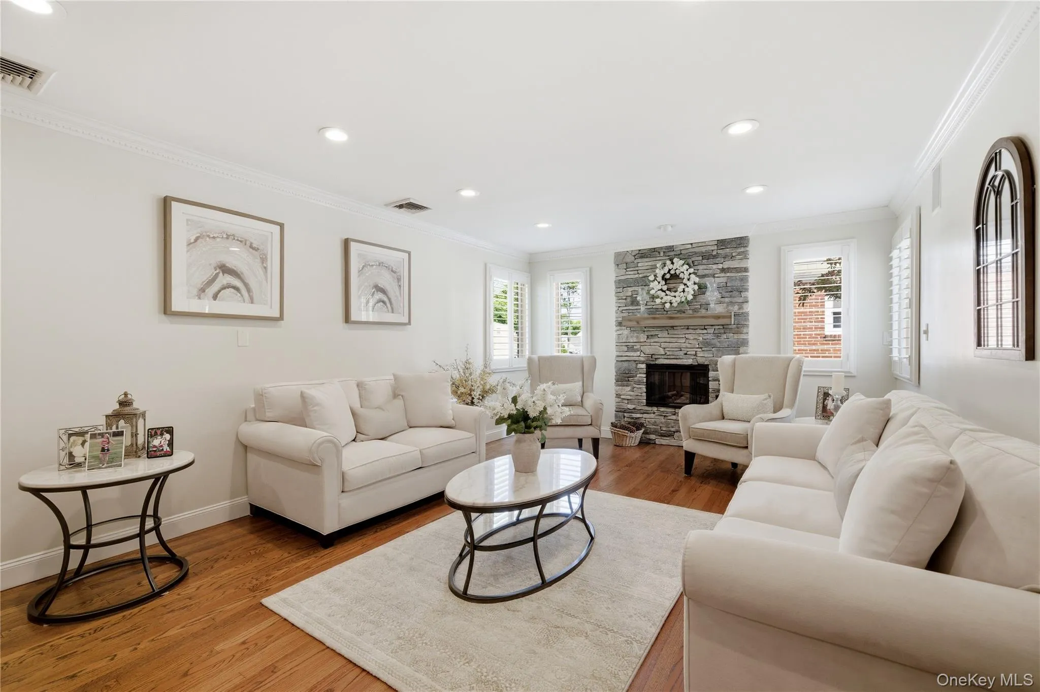 82 Sunset Road, Islip, NY, 3 Bedrooms Bedrooms, 11 Rooms Rooms,3 BathroomsBathrooms,Residential,For Rent,Sunset,0,1005625 82 Sunset Road, Islip, NY, 3 Bedrooms Bedrooms, 11 Rooms Rooms,3 BathroomsBathrooms,Residential,For Rent,Sunset,0,1005625