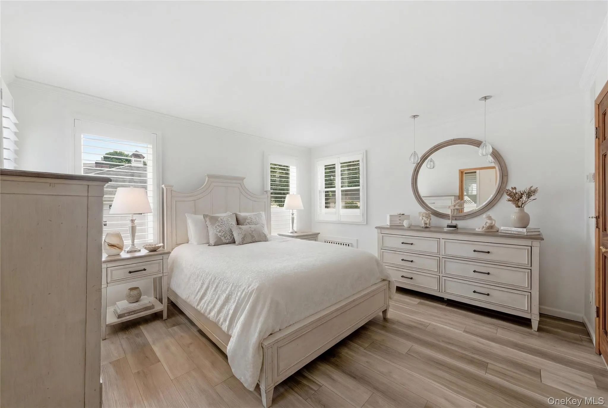 82 Sunset Road, Islip, NY, 3 Bedrooms Bedrooms, 11 Rooms Rooms,3 BathroomsBathrooms,Residential,For Rent,Sunset,0,1005625 82 Sunset Road, Islip, NY, 3 Bedrooms Bedrooms, 11 Rooms Rooms,3 BathroomsBathrooms,Residential,For Rent,Sunset,0,1005625
