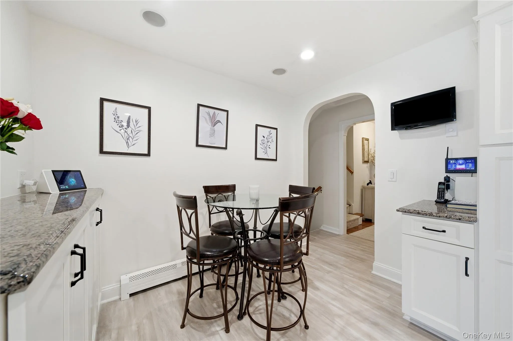 82 Sunset Road, Islip, NY, 3 Bedrooms Bedrooms, 11 Rooms Rooms,3 BathroomsBathrooms,Residential,For Rent,Sunset,0,1005625 82 Sunset Road, Islip, NY, 3 Bedrooms Bedrooms, 11 Rooms Rooms,3 BathroomsBathrooms,Residential,For Rent,Sunset,0,1005625